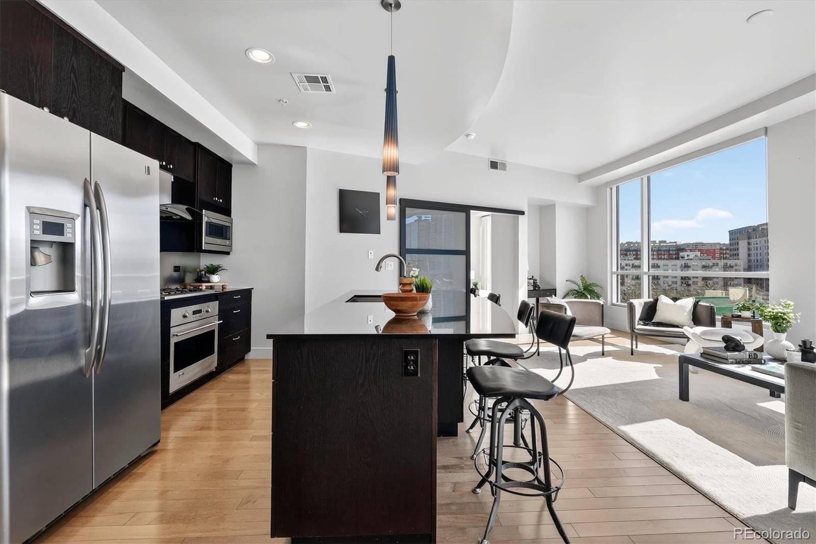 2001 Lincoln ST #810, Denver, CO 80202