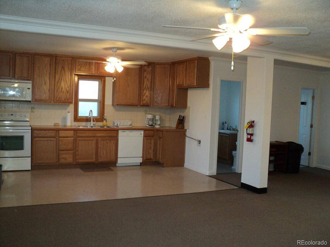 1181 Laredo ST, Aurora, CO 80011