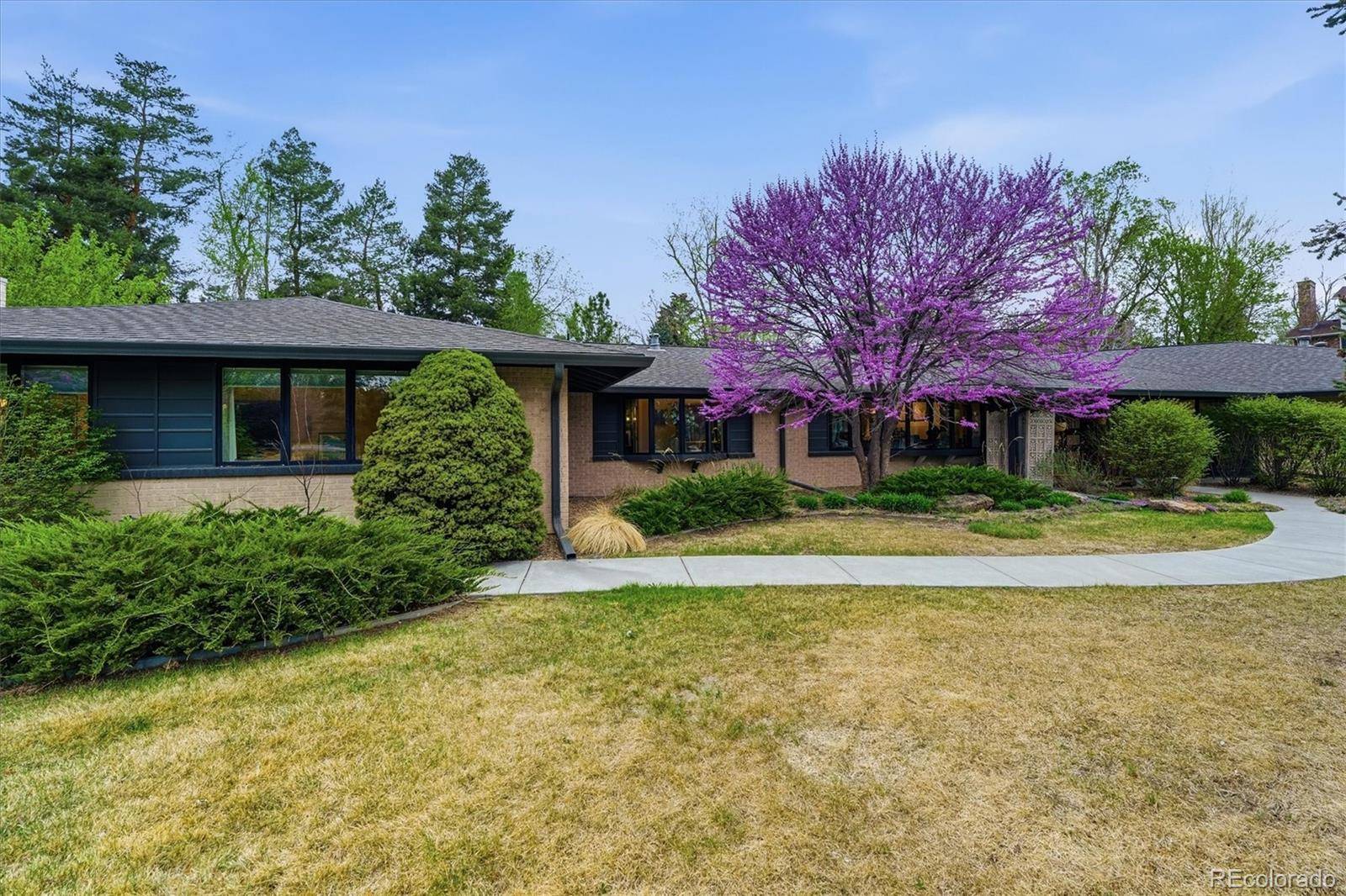 4607 W Wagon Trail RD, Littleton, CO 80123