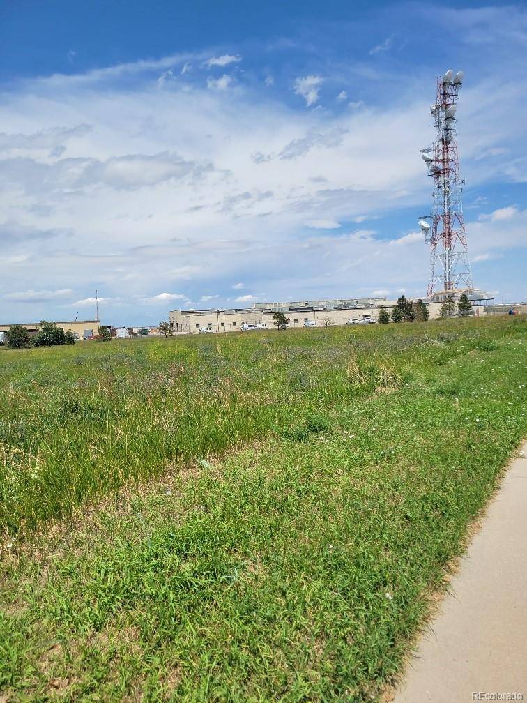 23951 E 6th AVE, Aurora, CO 80018