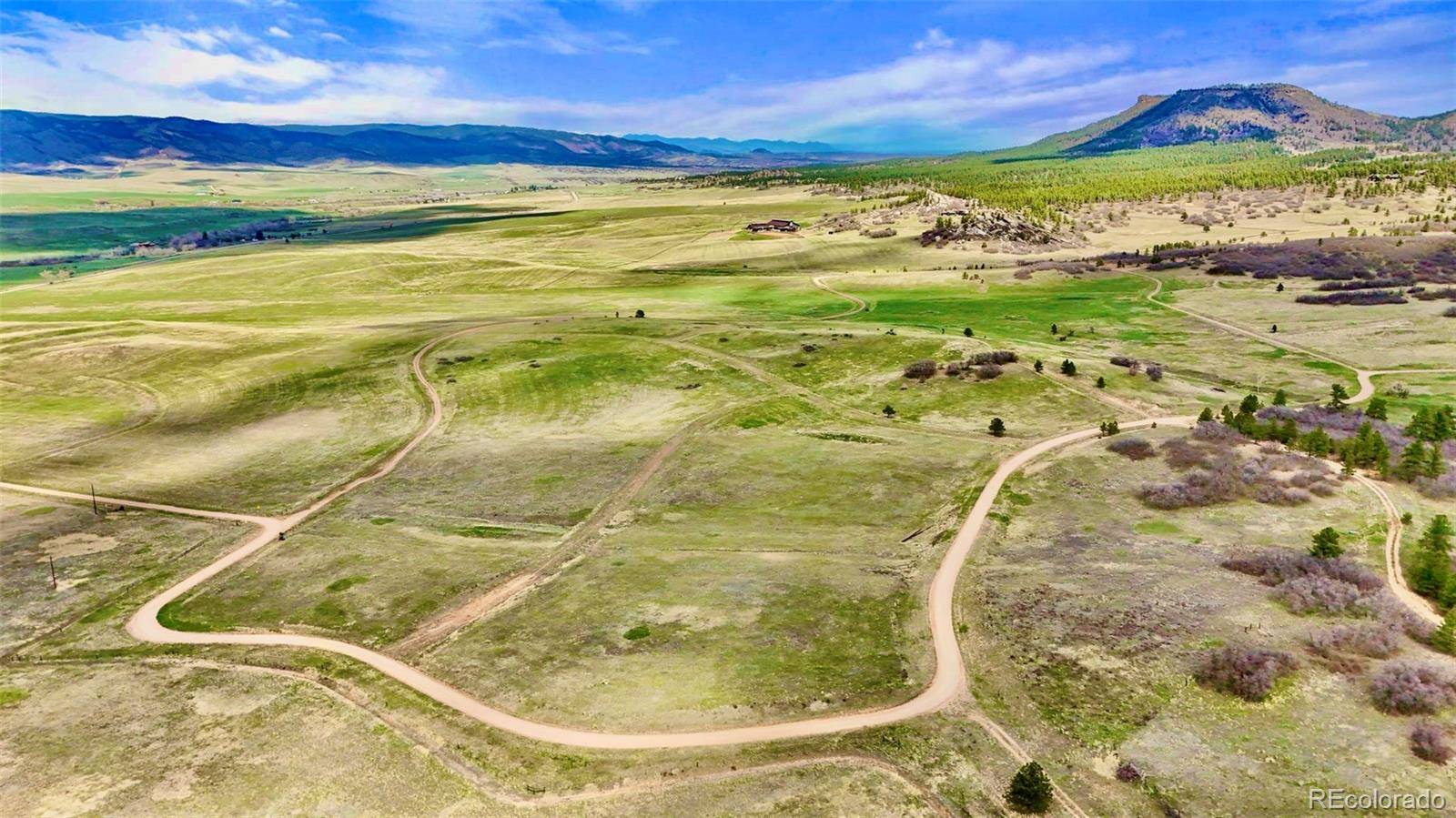 1 S Perry Park RD, Larkspur, CO 80118