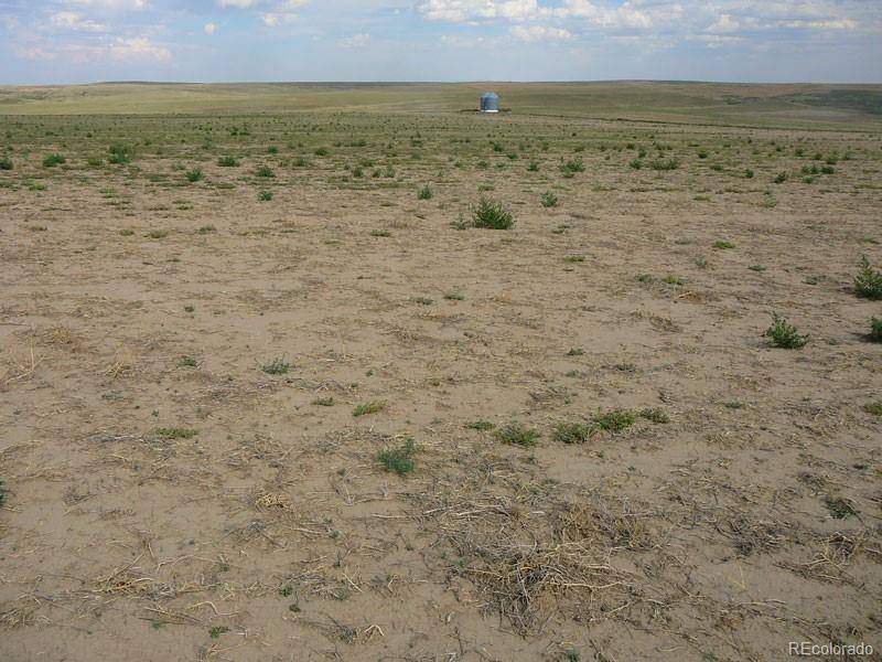 private, Deer Trail, CO 80105