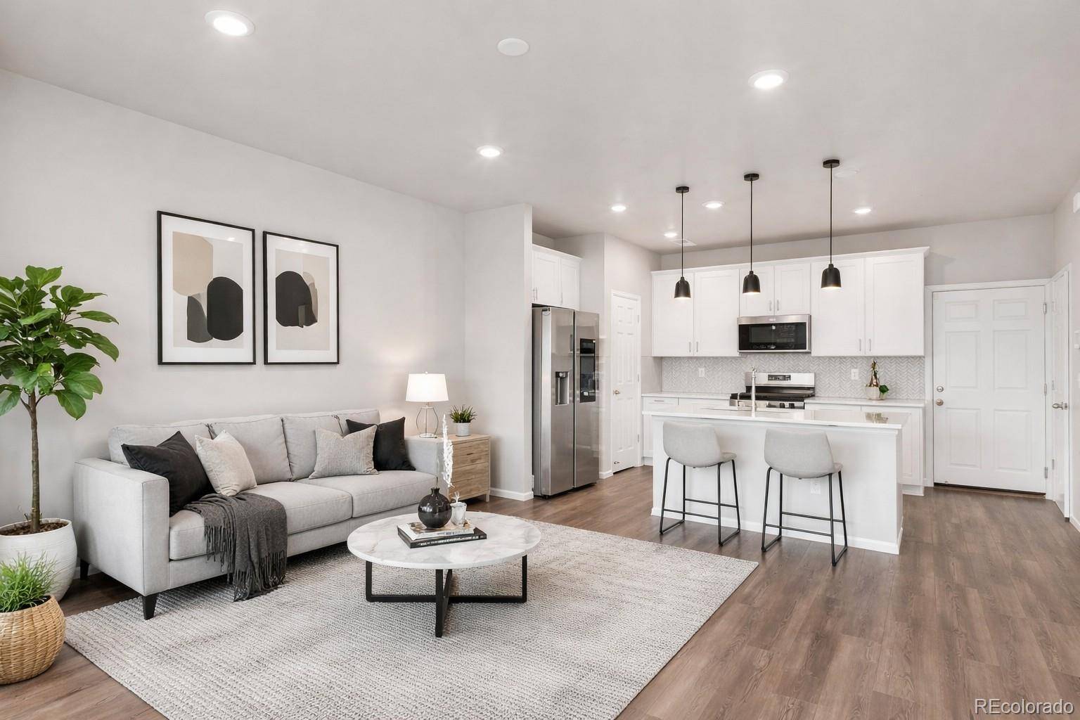 11424 W Belleview DR, Littleton, CO 80127