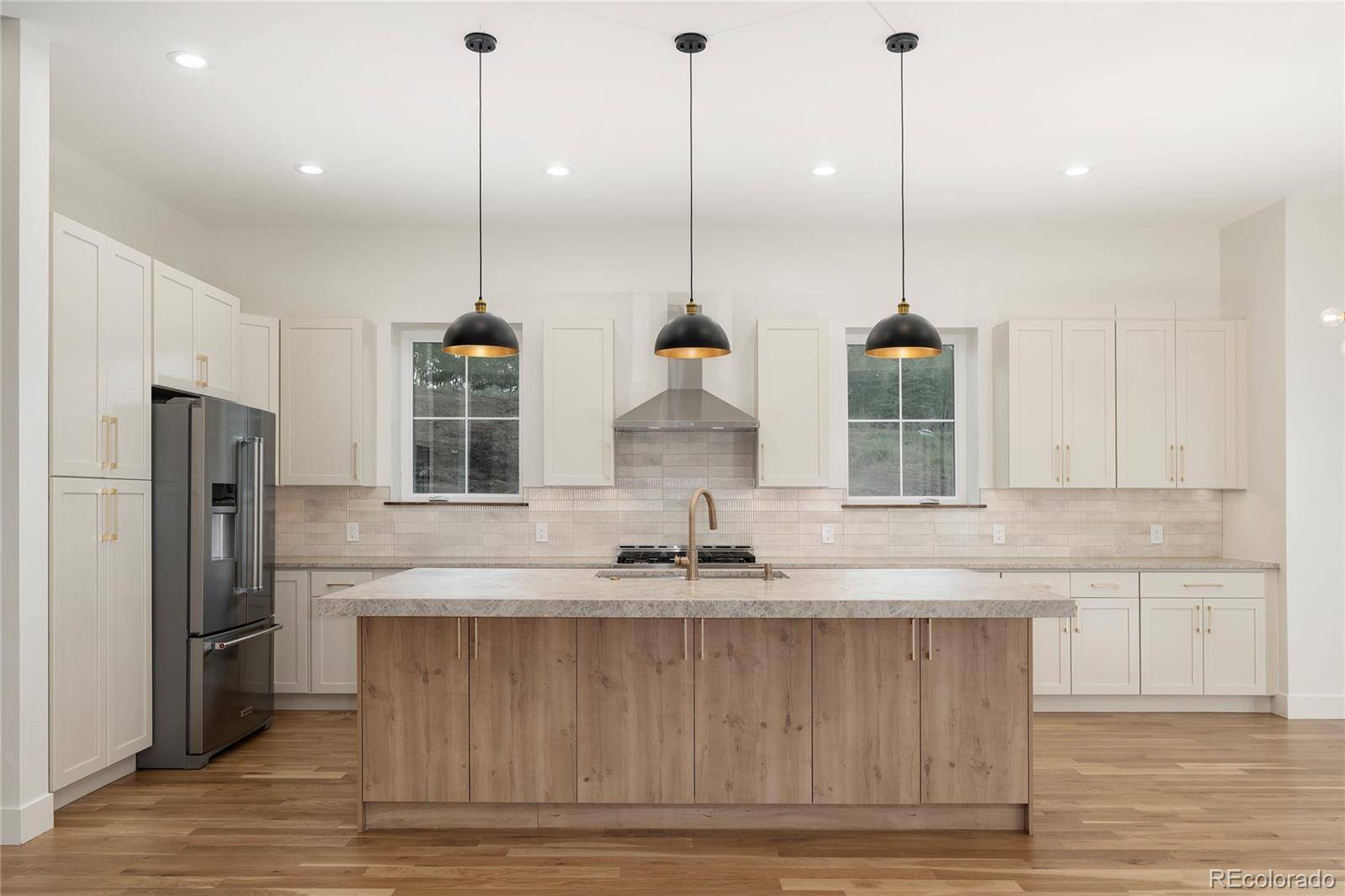 502 Upper Ranch View RD, Granby, CO 80446
