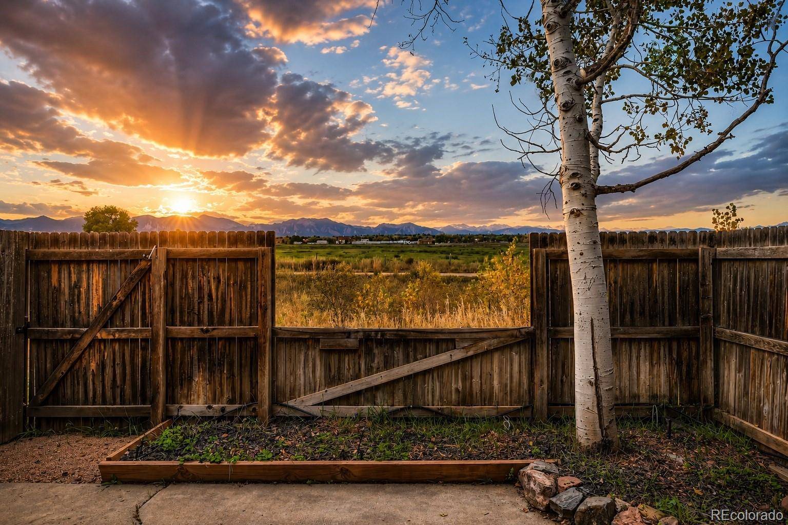 1858 Centaur CIR, Lafayette, CO 80026