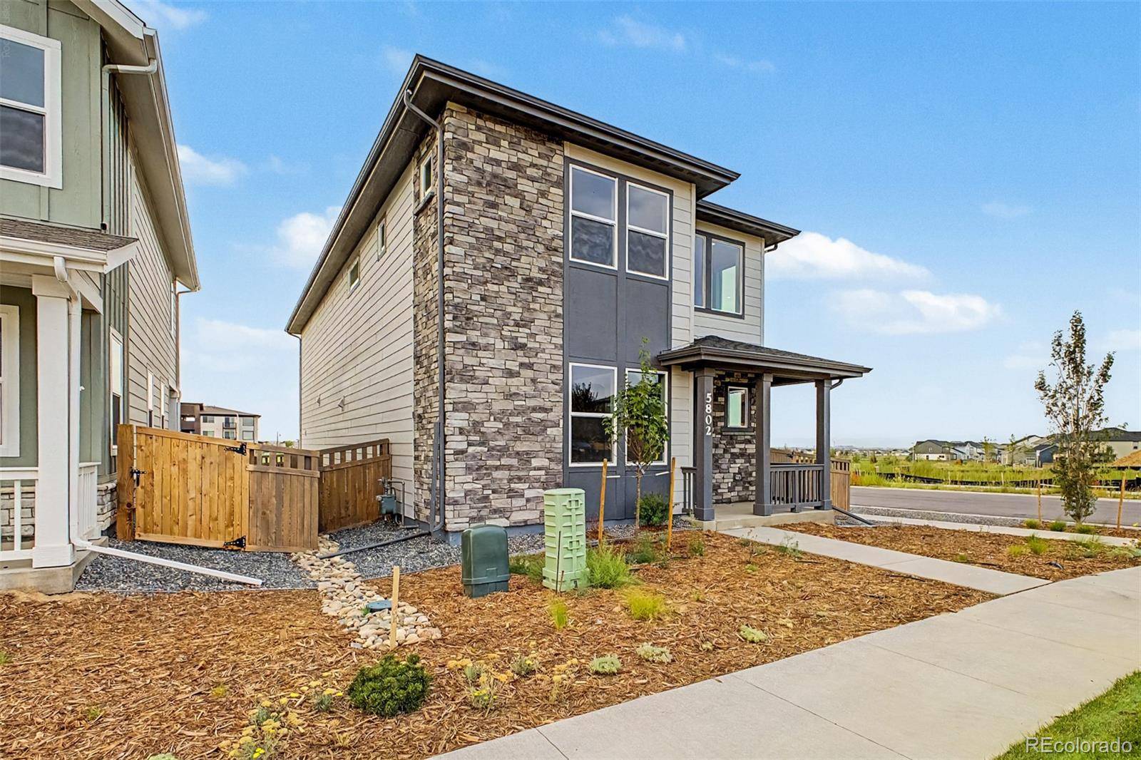 5802 N Perth ST, Aurora, CO 80019