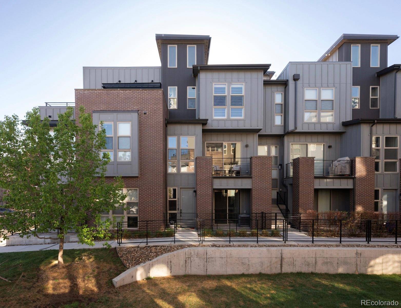 5003 S Platte River Pkwy, Littleton, CO 80123