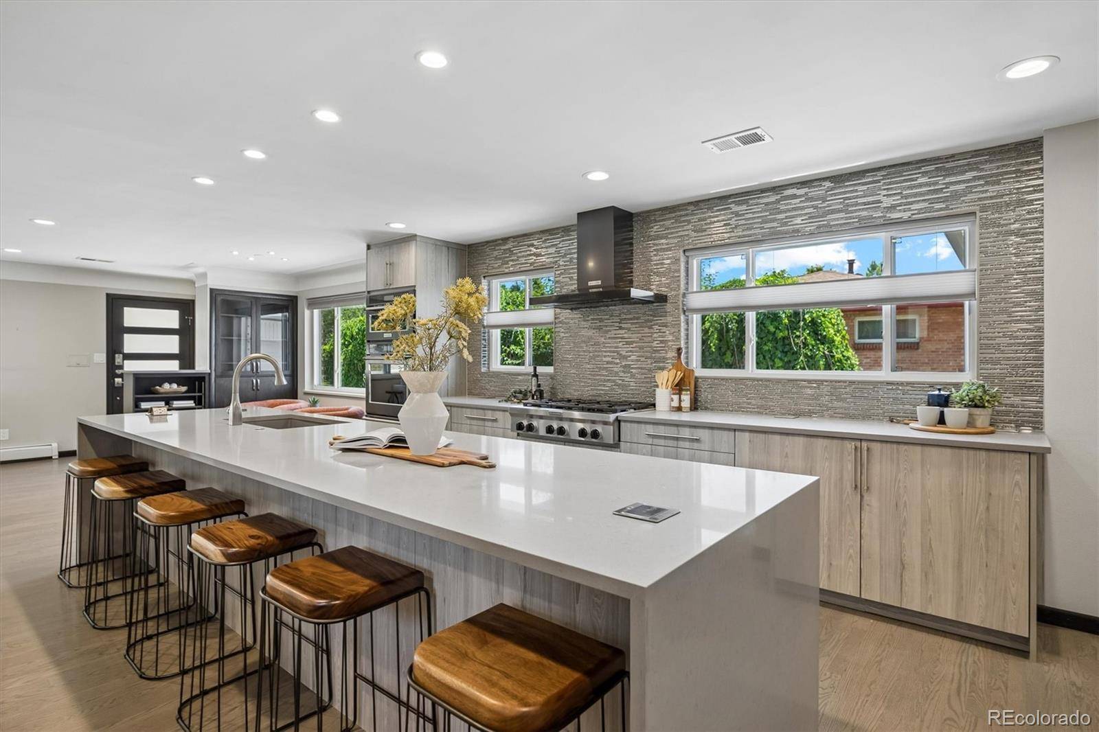 3135 S Gilpin ST, Englewood, CO 80113