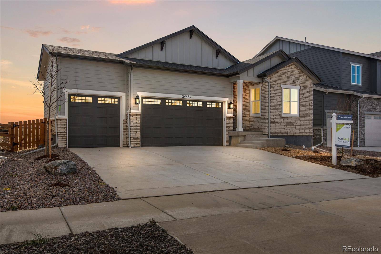 24562 E 34th AVE, Aurora, CO 80019
