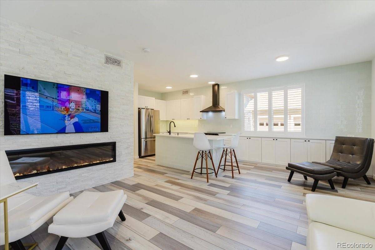 2609 Emporia CT, Denver, CO 80238
