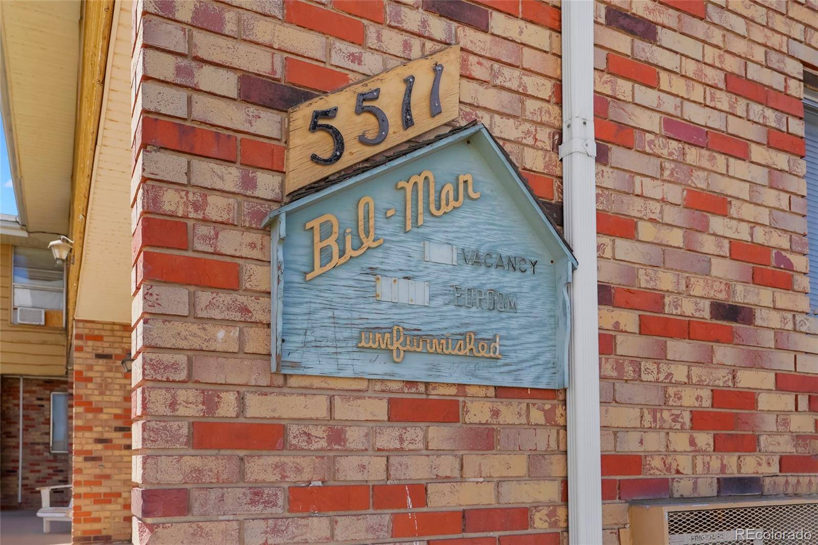 5511 S Delaware ST, Littleton, CO 80120