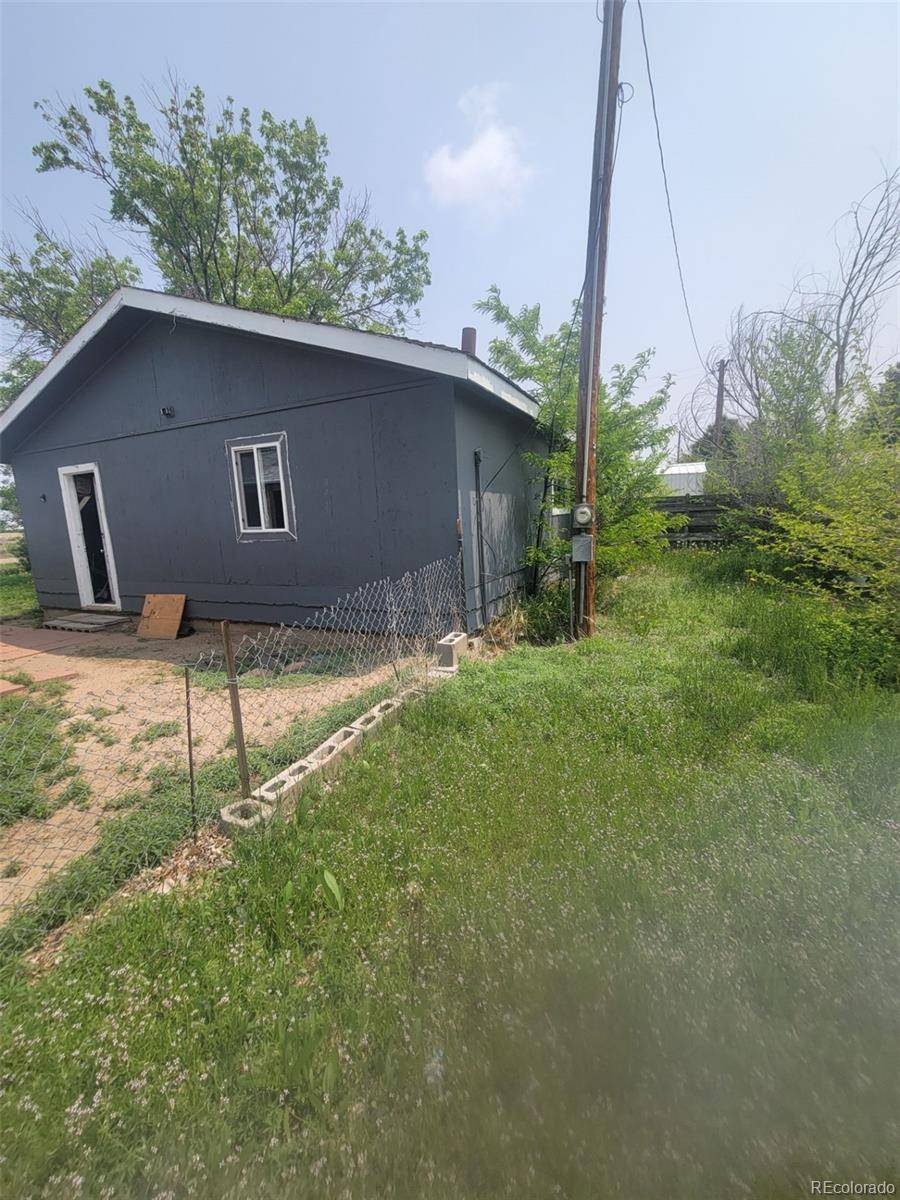 722 Pawnee AVE, Flagler, CO 80815