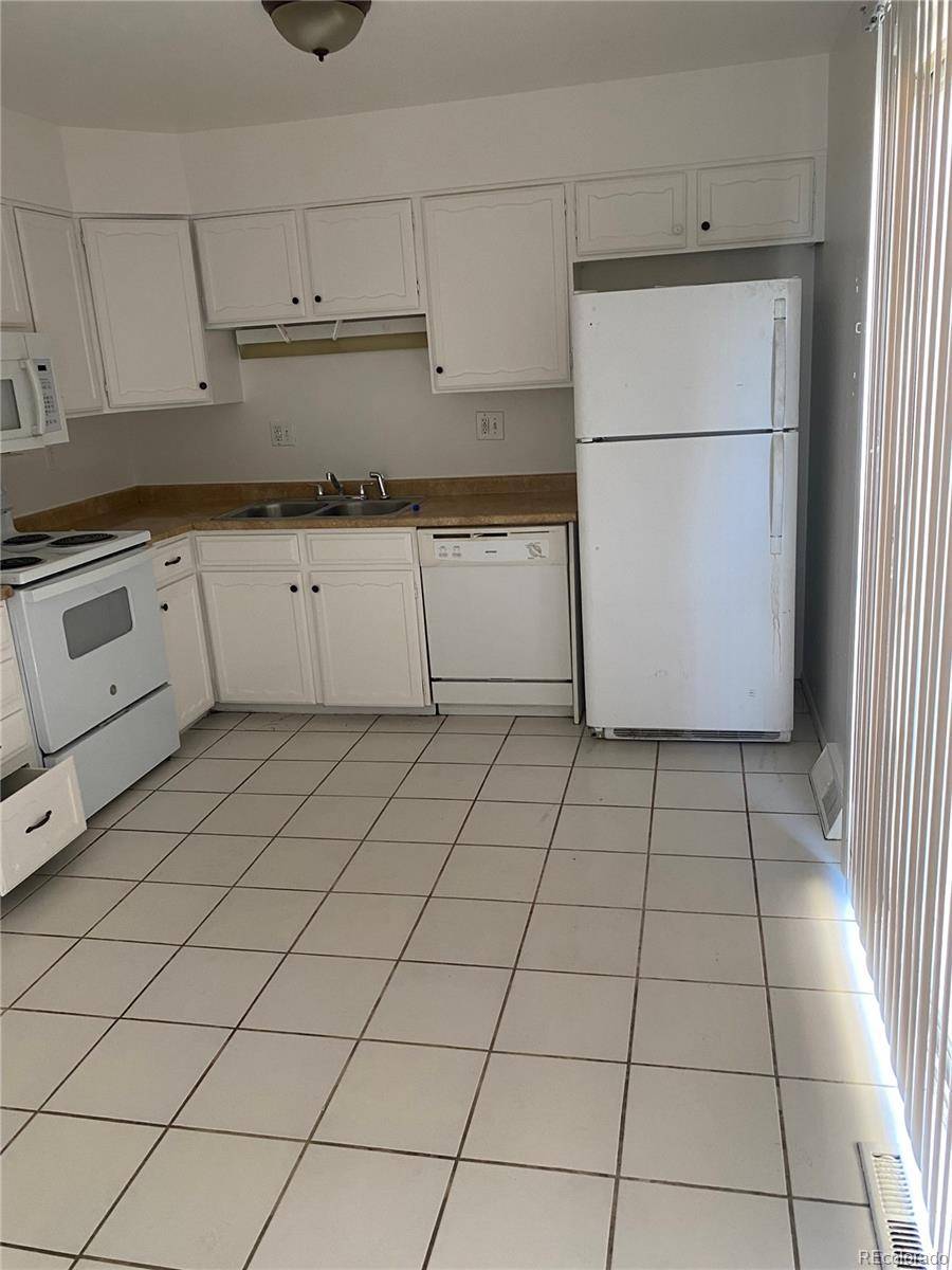 1321 Sable BLVD, Aurora, CO 80011
