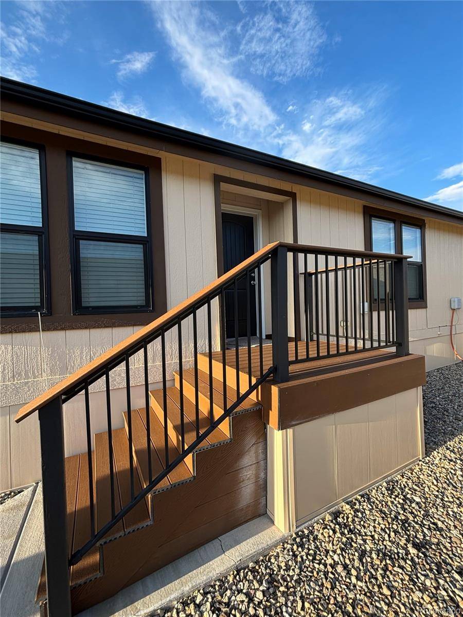 551 Summit TRL, Granby, CO 80446