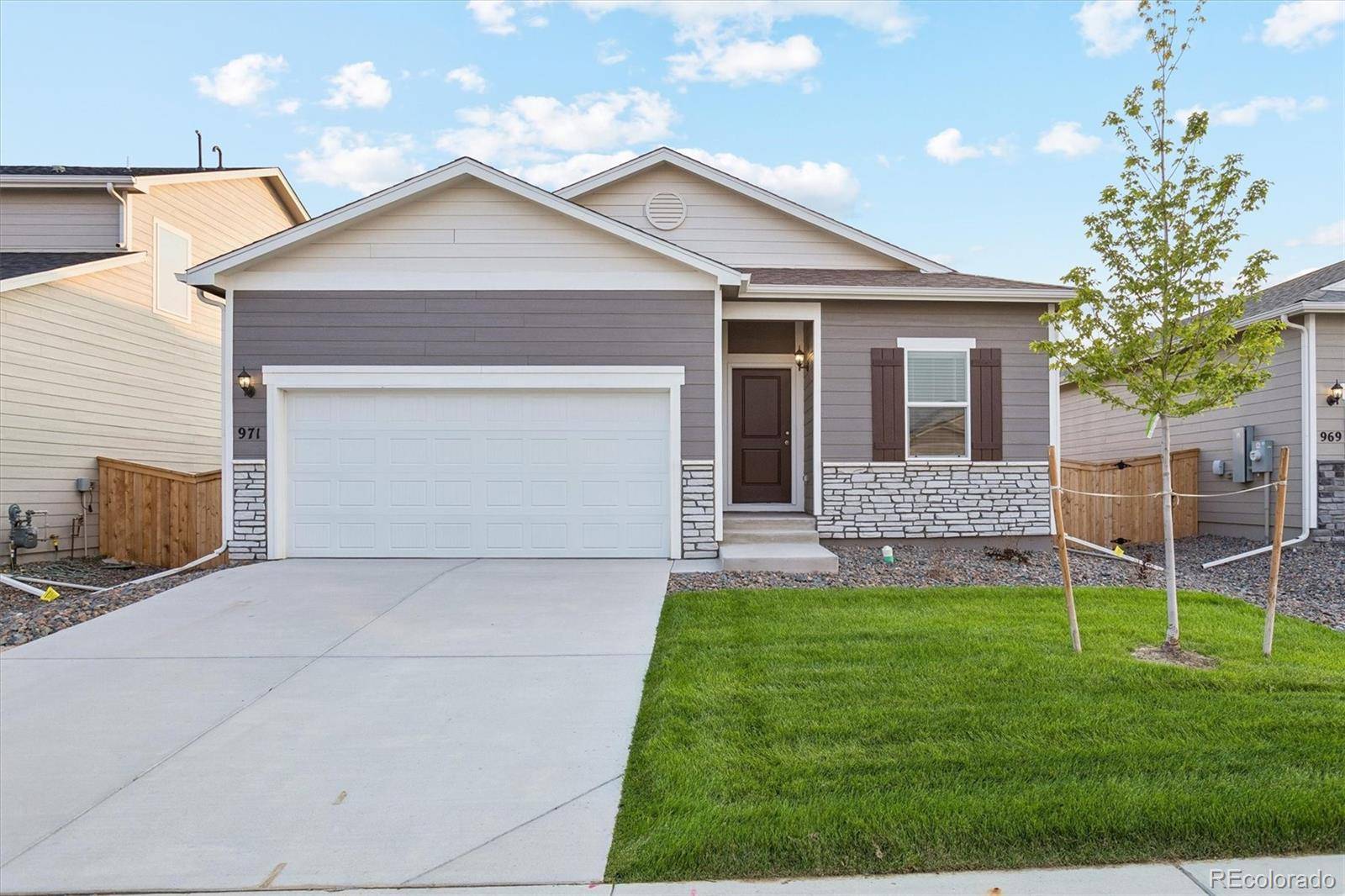 971 Cascade Falls ST, Severance, CO 80550