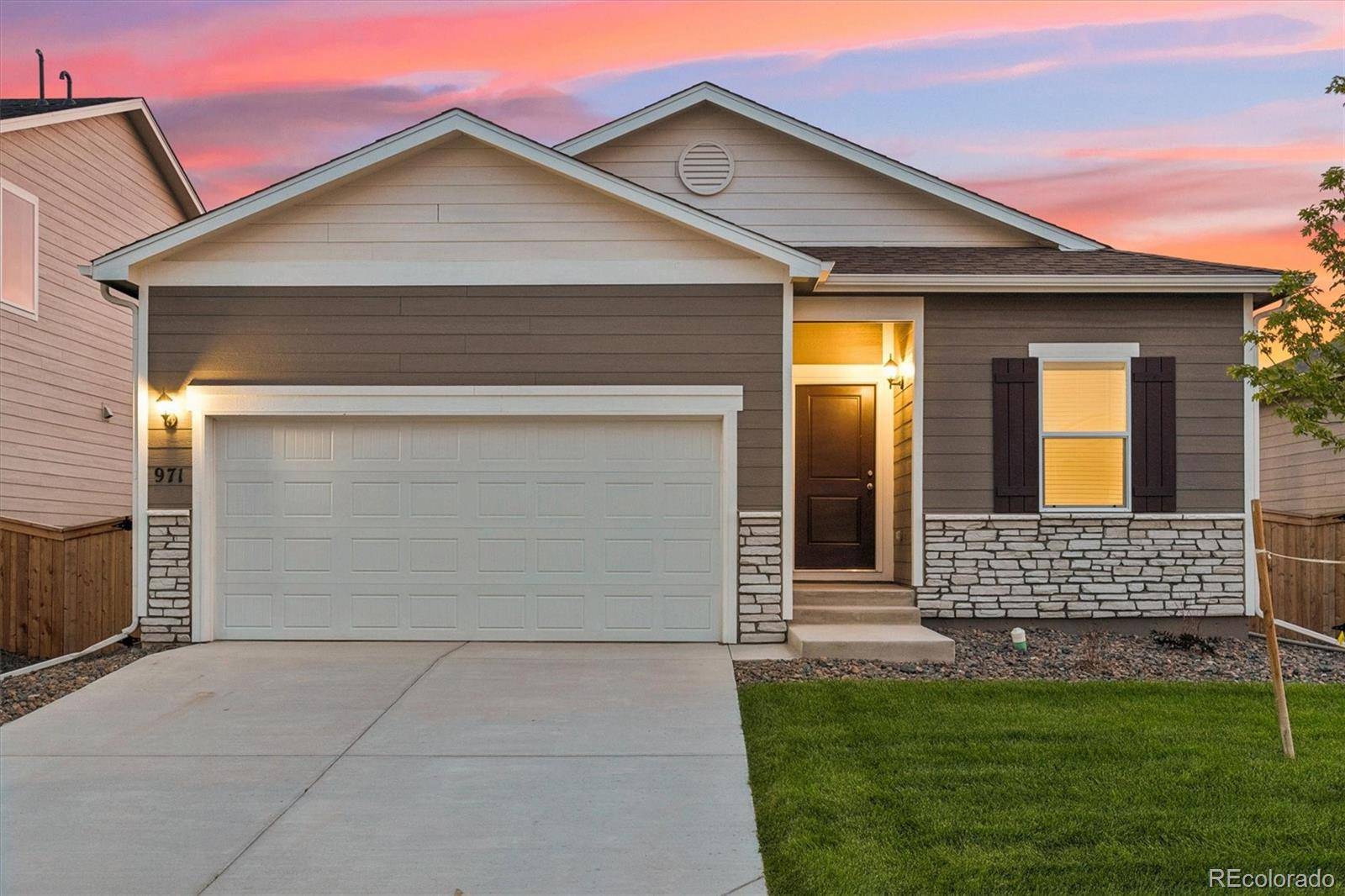 971 Cascade Falls ST, Severance, CO 80550