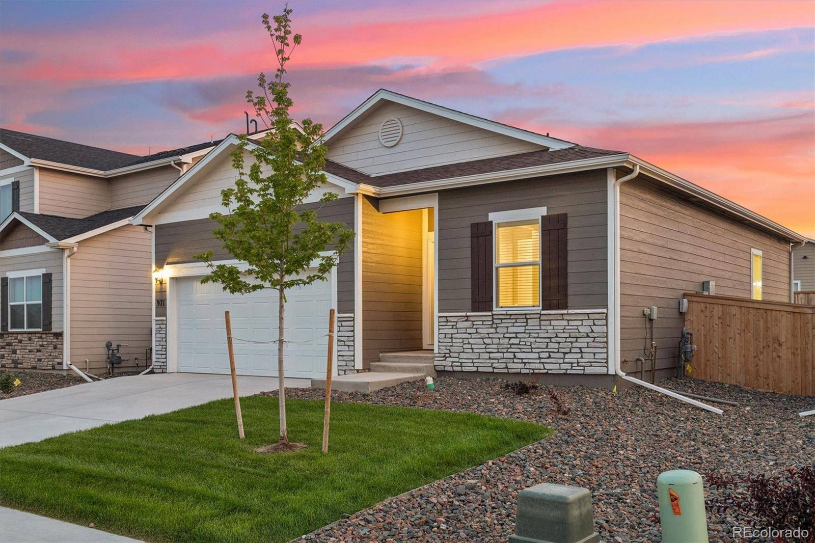 971 Cascade Falls ST, Severance, CO 80550