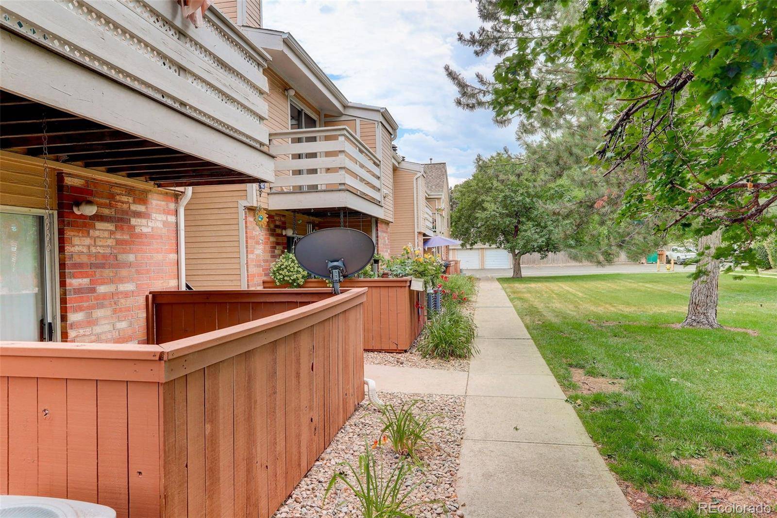 3322 S Ammons ST #101, Lakewood, CO 80227