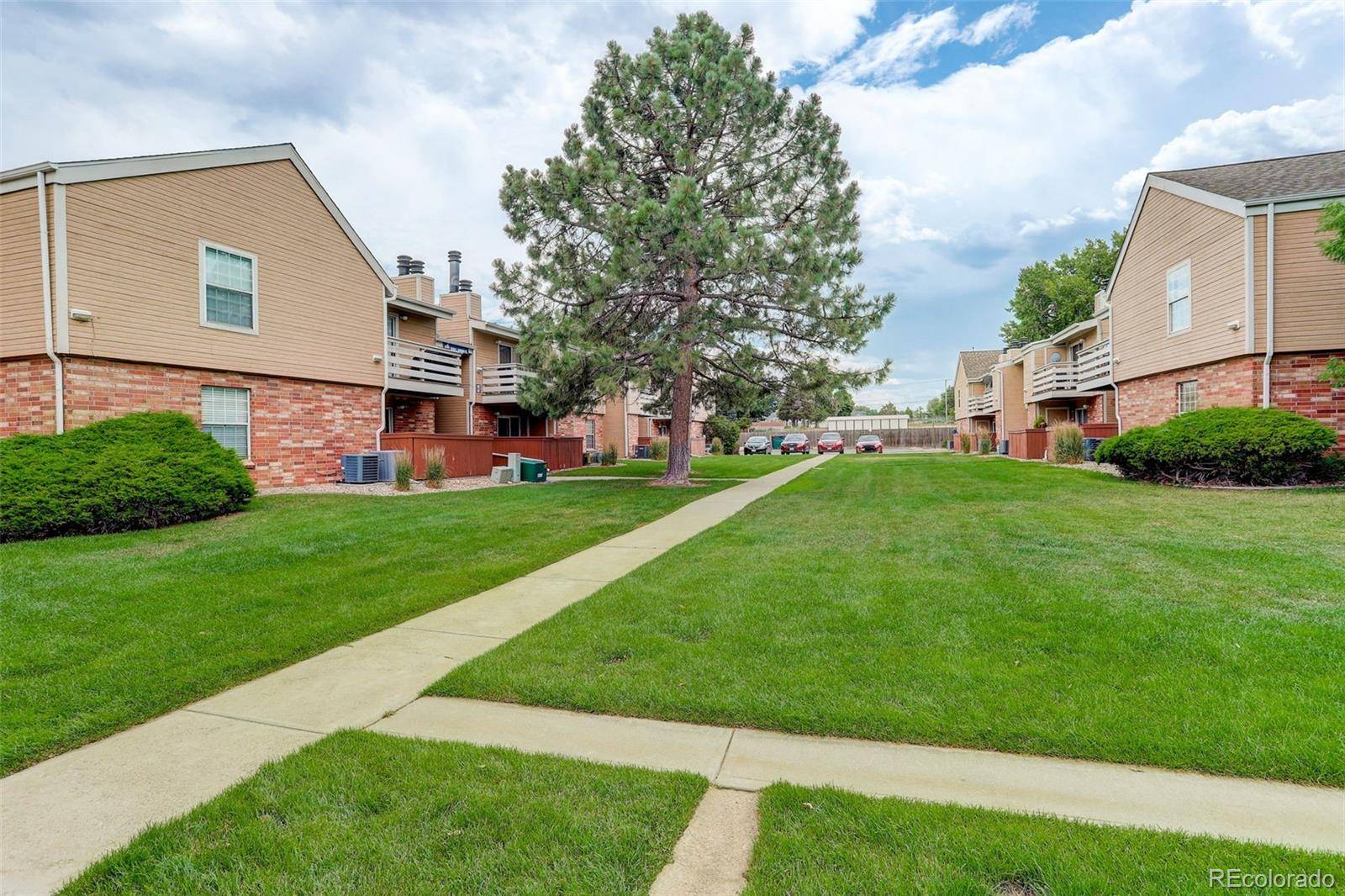 3322 S Ammons ST #101, Lakewood, CO 80227