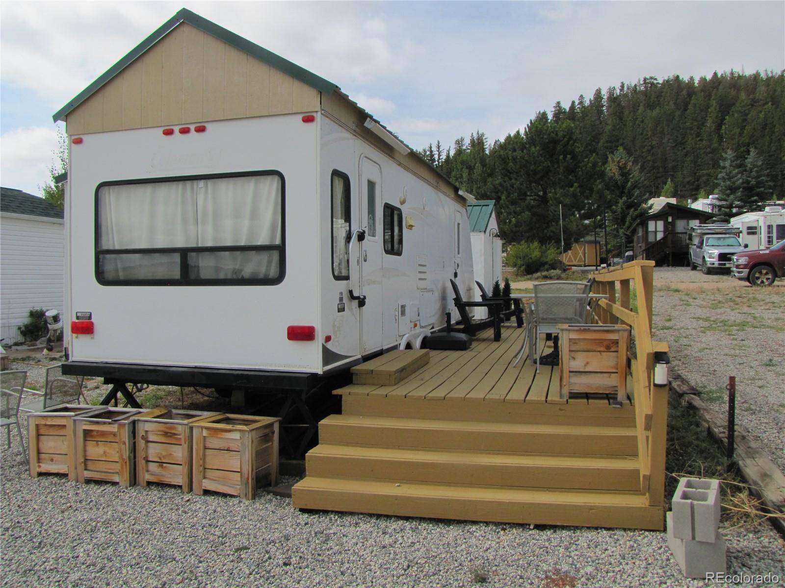 162 Clubcar RD, Hartsel, CO 80449
