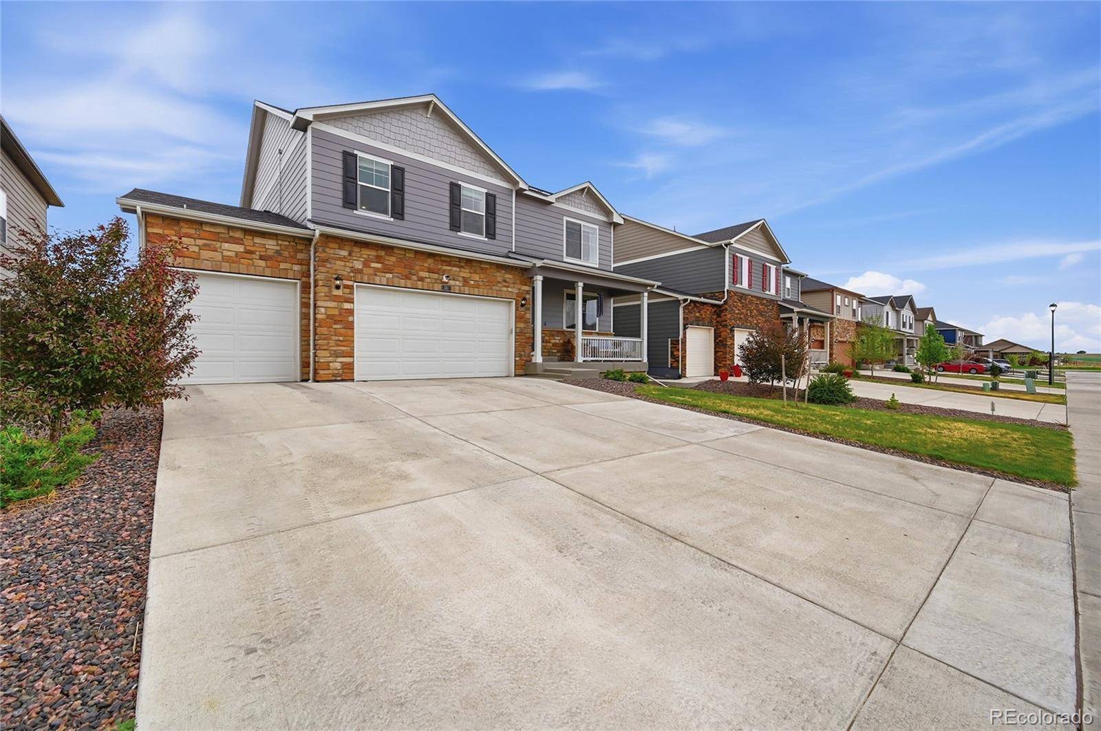 281 Raven LN, Johnstown, CO 80534
