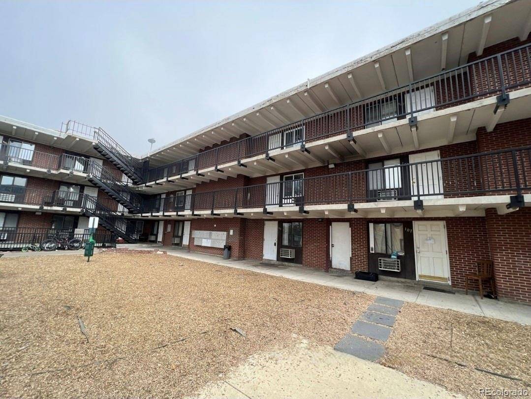 1180 Yosemite ST #307, Denver, CO 80220