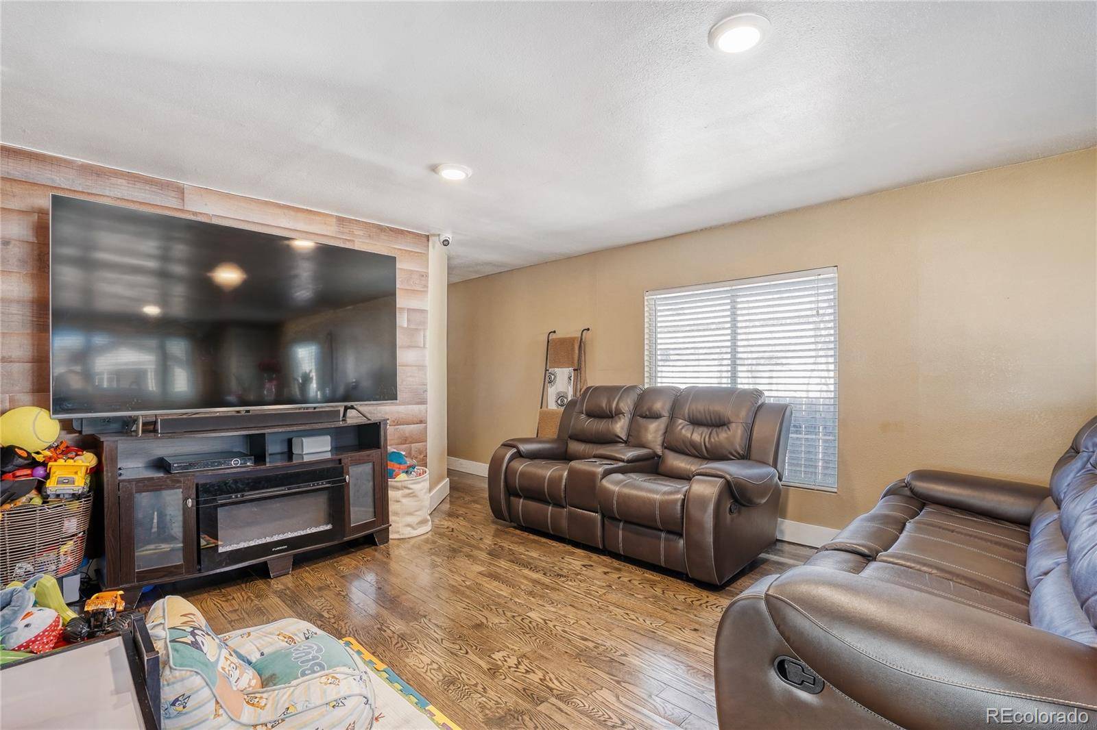 2901 W 63rd AVE, Denver, CO 80221