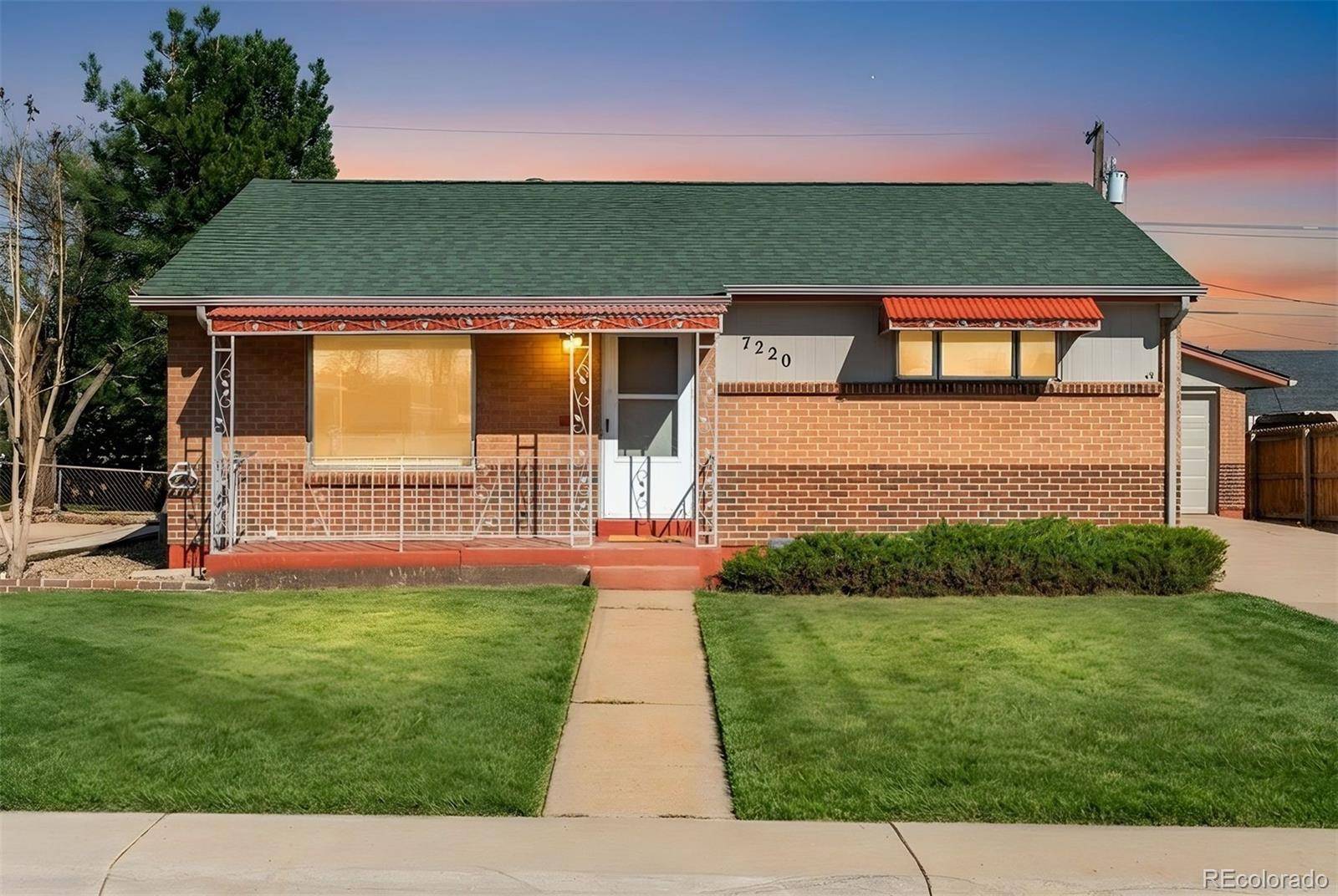 7220 Avrum DR, Denver, CO 80221