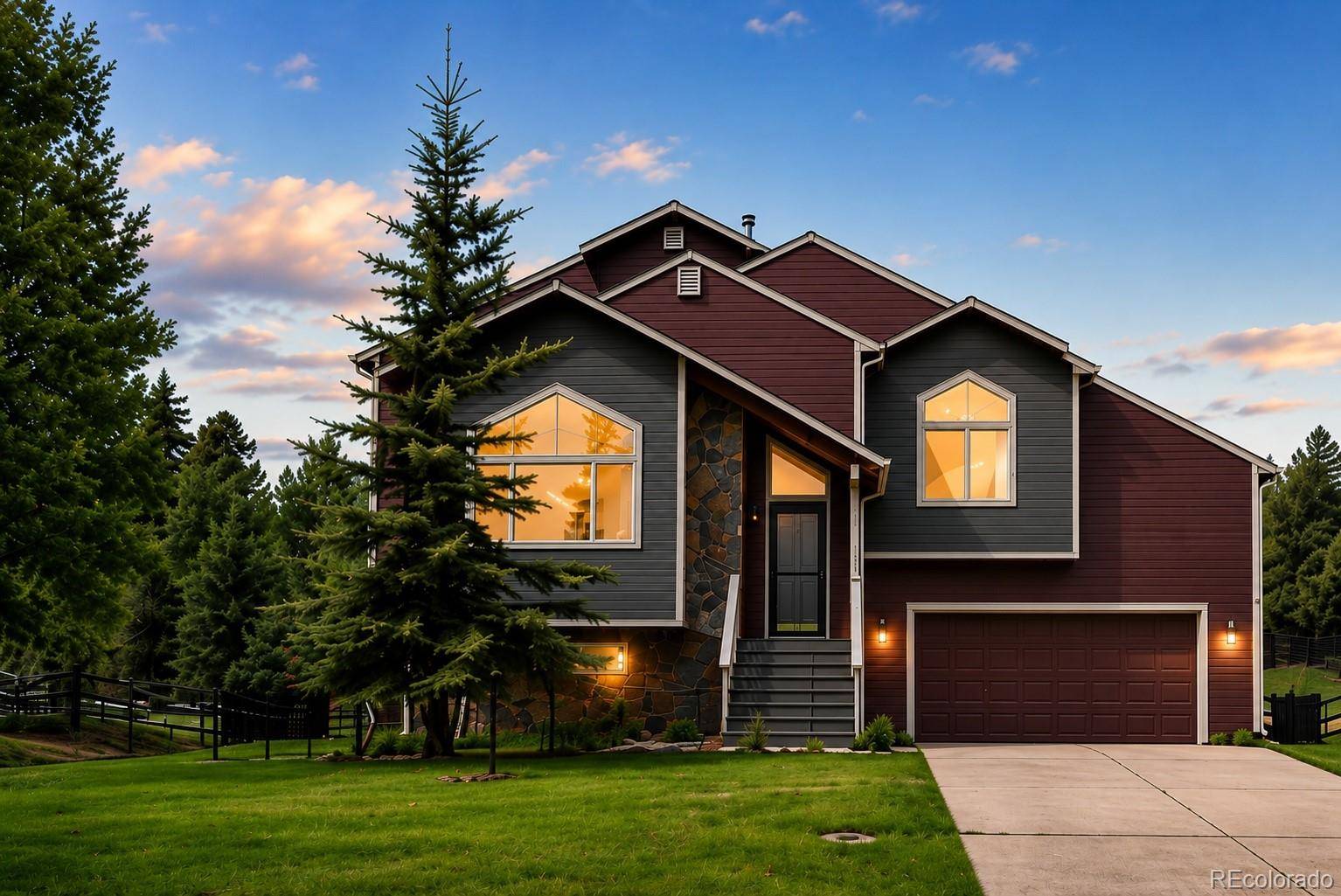 481 Black Bear TRL, Woodland Park, CO 80863