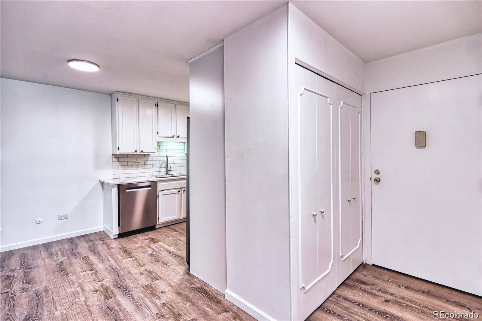 610 S Alton WAY #2B, Denver, CO 80247
