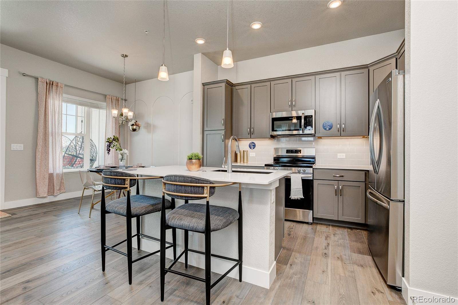 420 High Point DR #104, Longmont, CO 80504