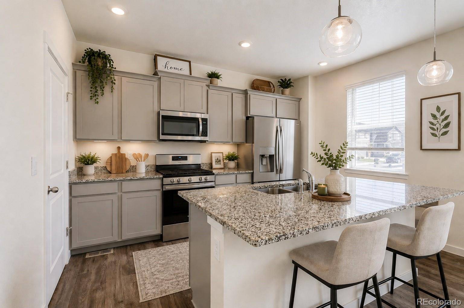 104 Coyote ST, Bennett, CO 80102