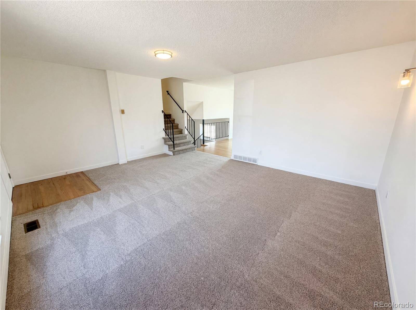 1146 S Cathay ST, Aurora, CO 80017