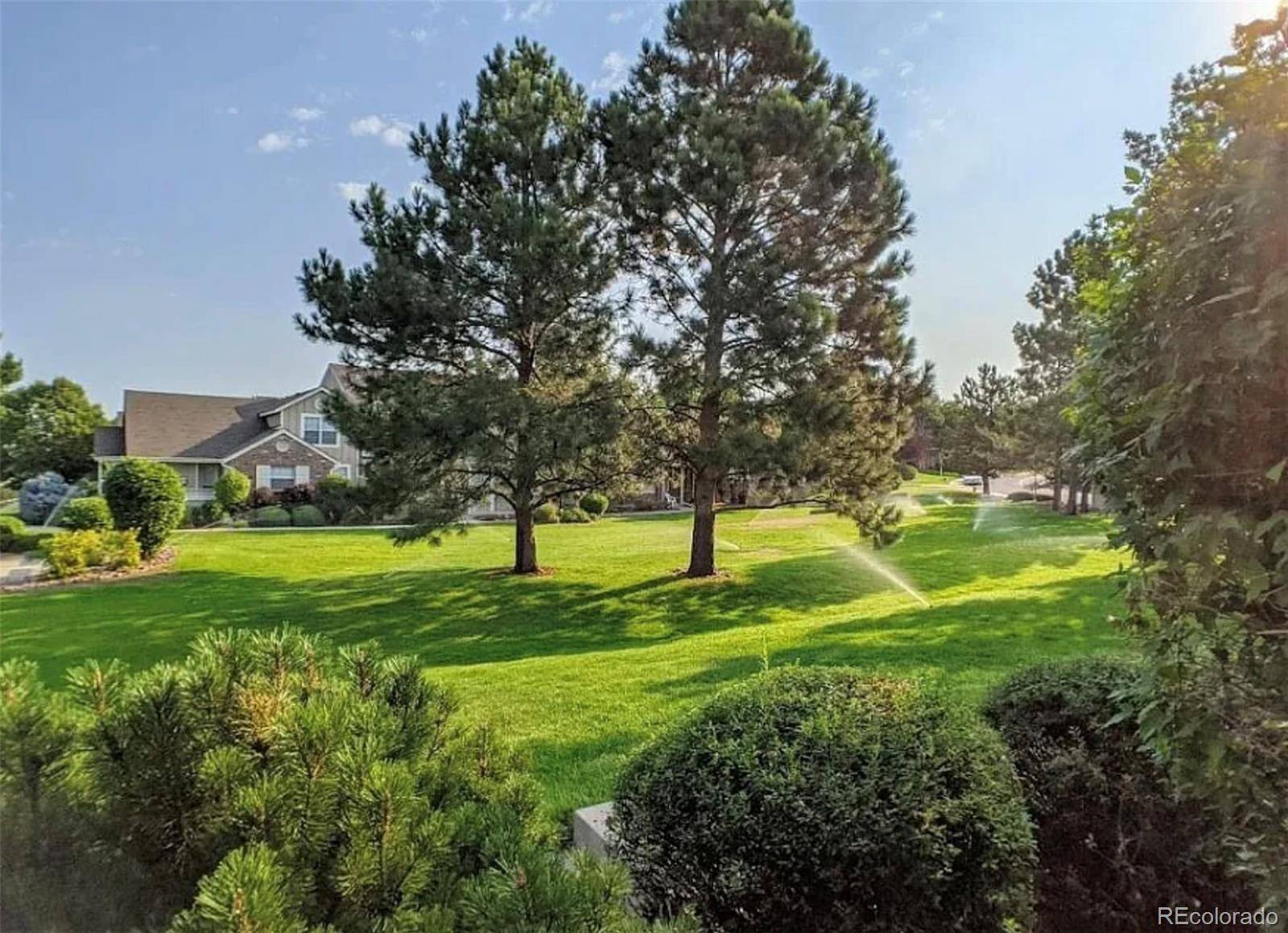 2880 W Long CIR #B, Littleton, CO 80120