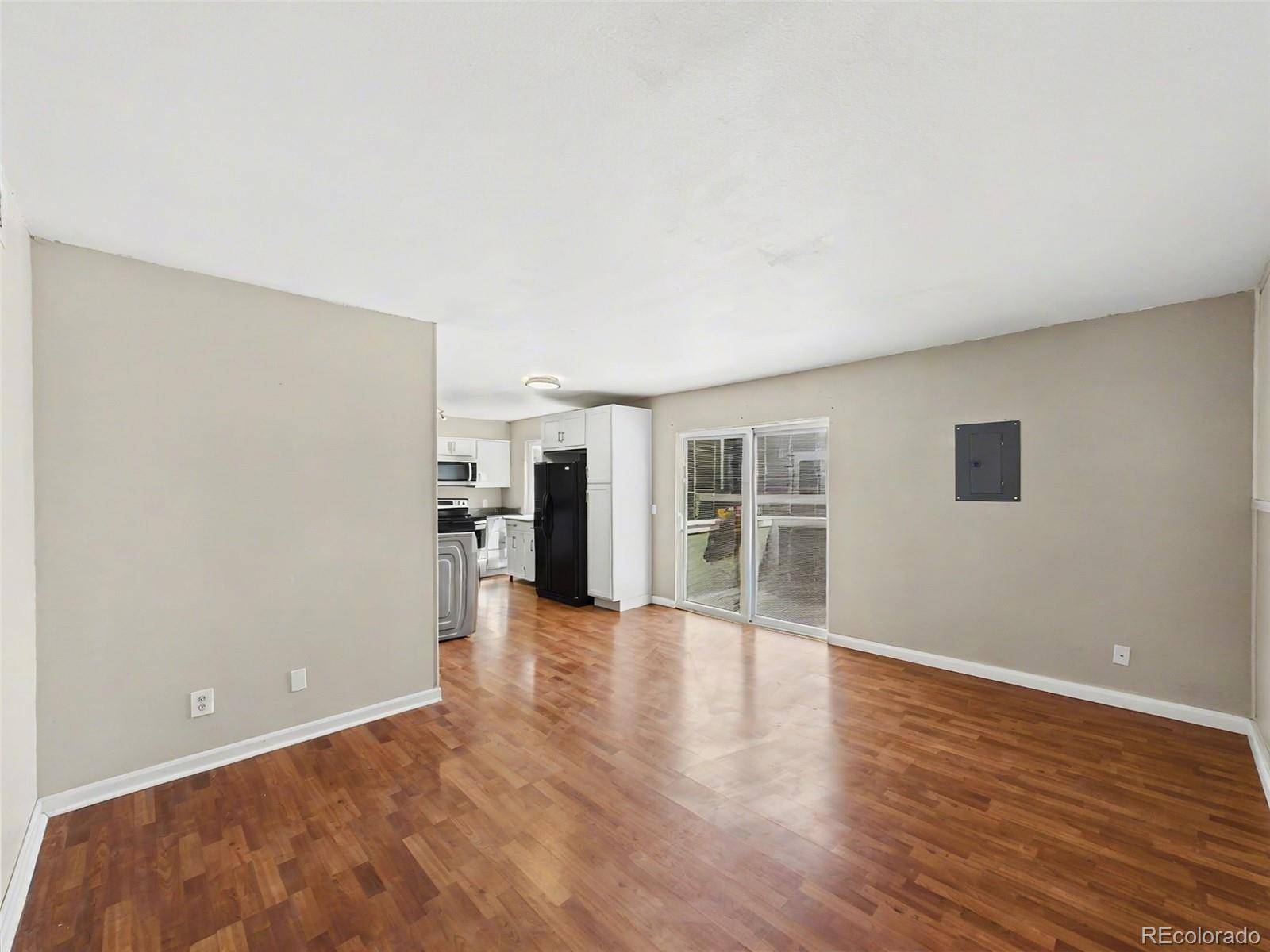 968 S Peoria ST, Aurora, CO 80012
