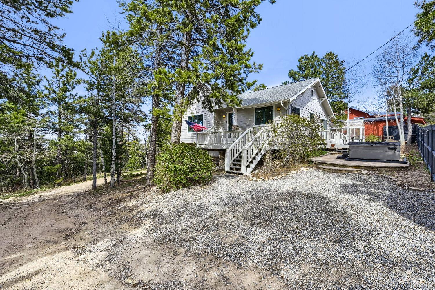 126 Signal Rock RD, Golden, CO 80403
