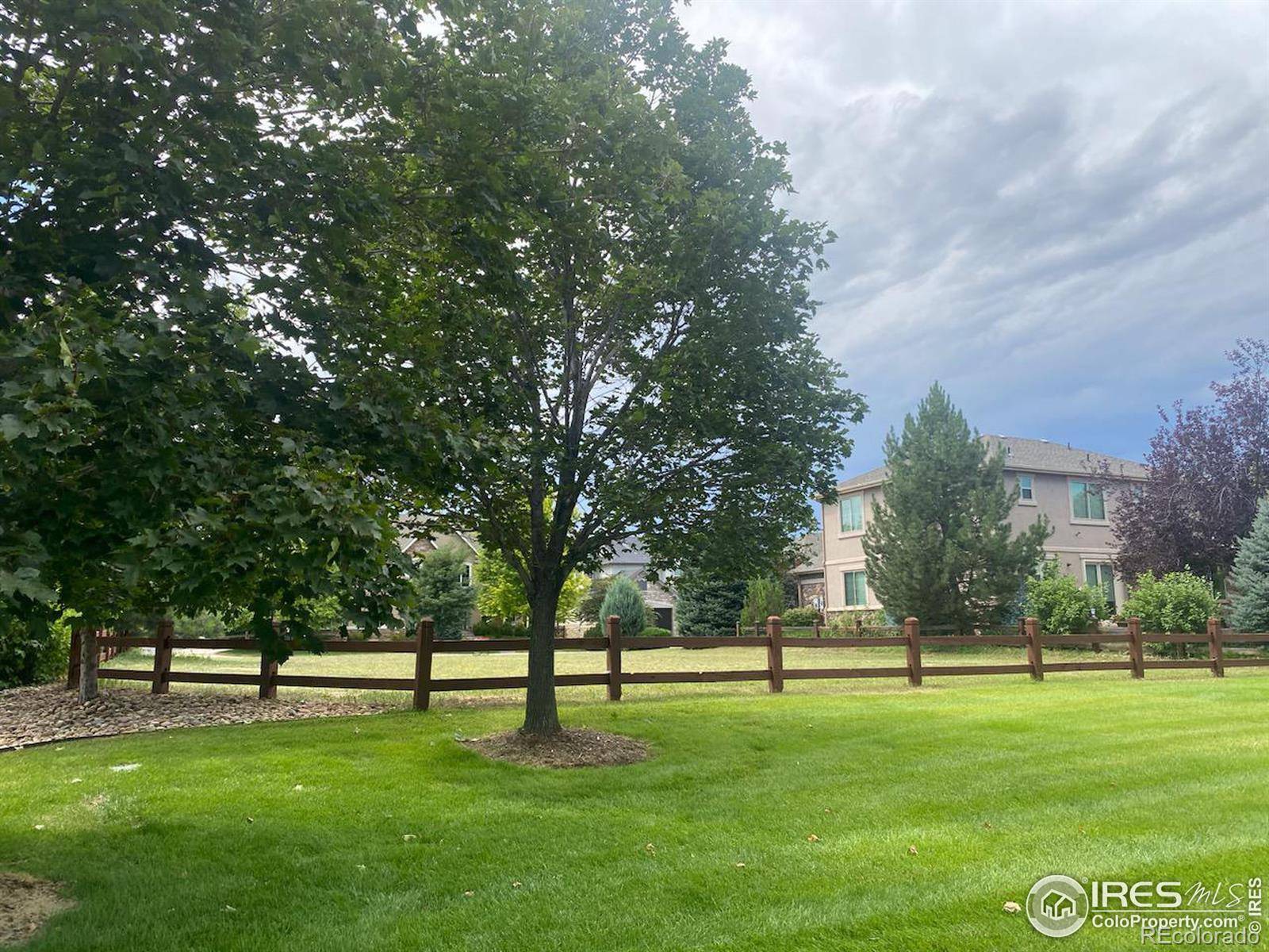 1719 Stardance CIR, Longmont, CO 80504
