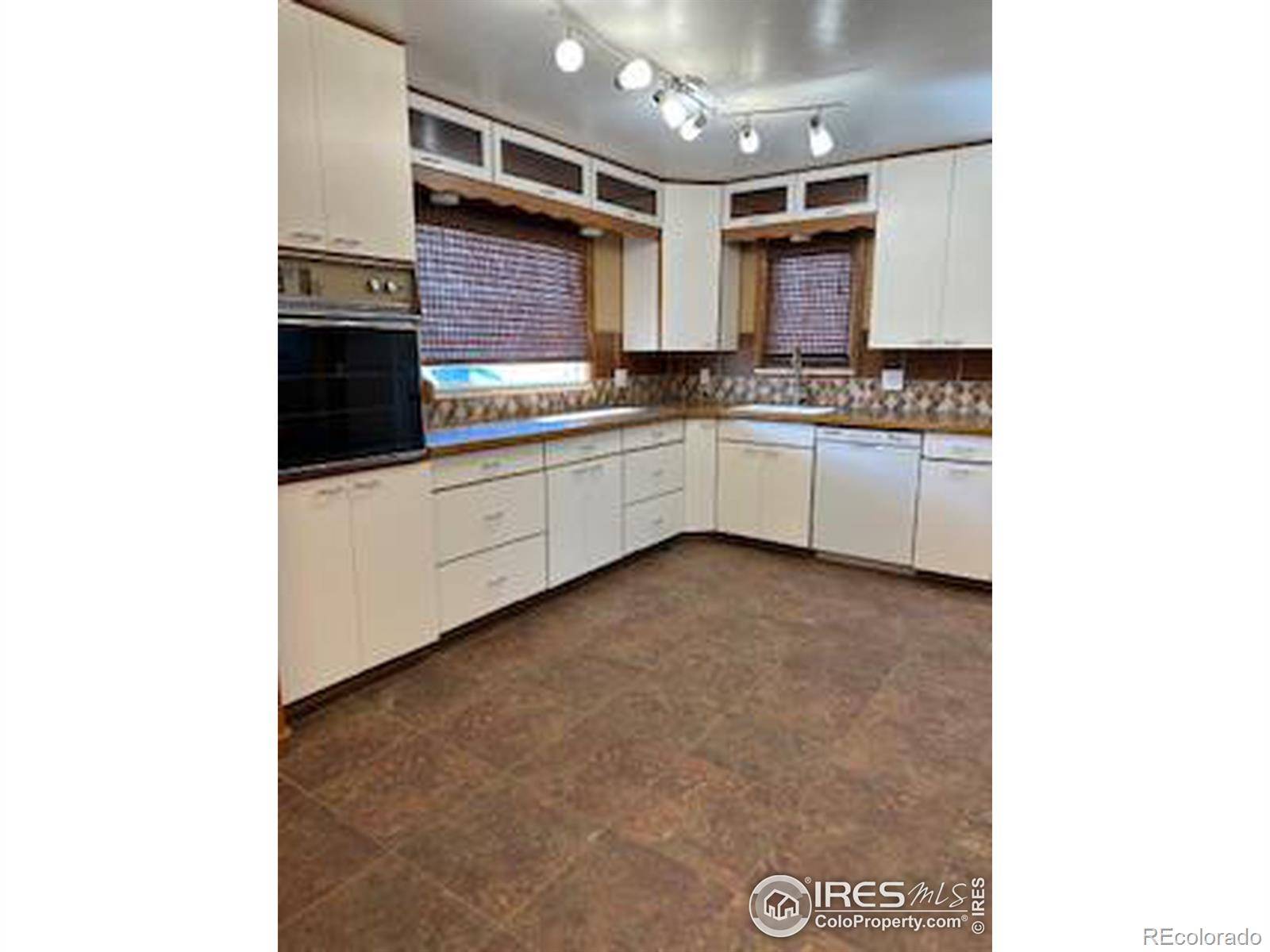 27563 Highway 63, Akron, CO 80720