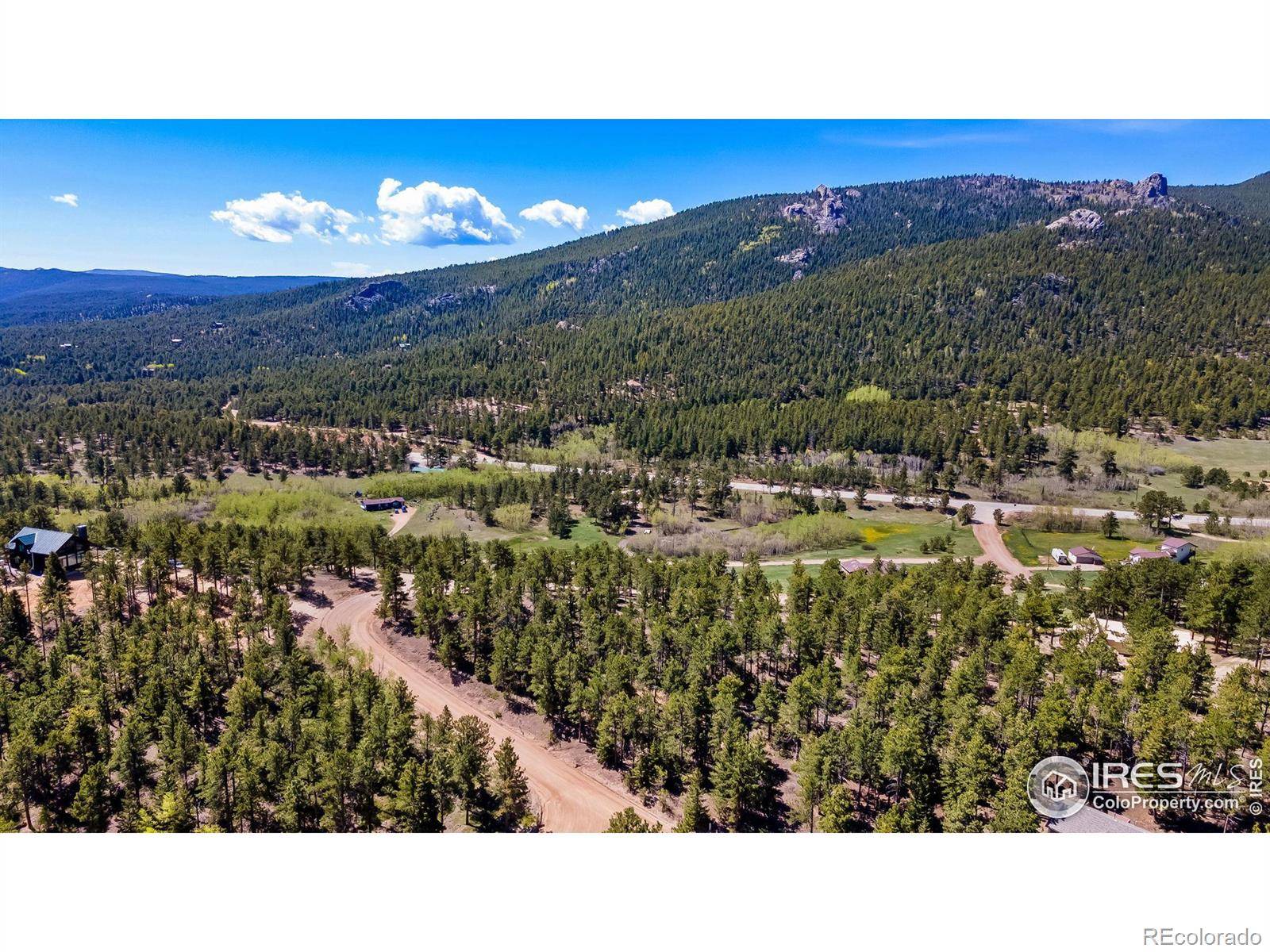223 Taylor RD, Lyons, CO 80540