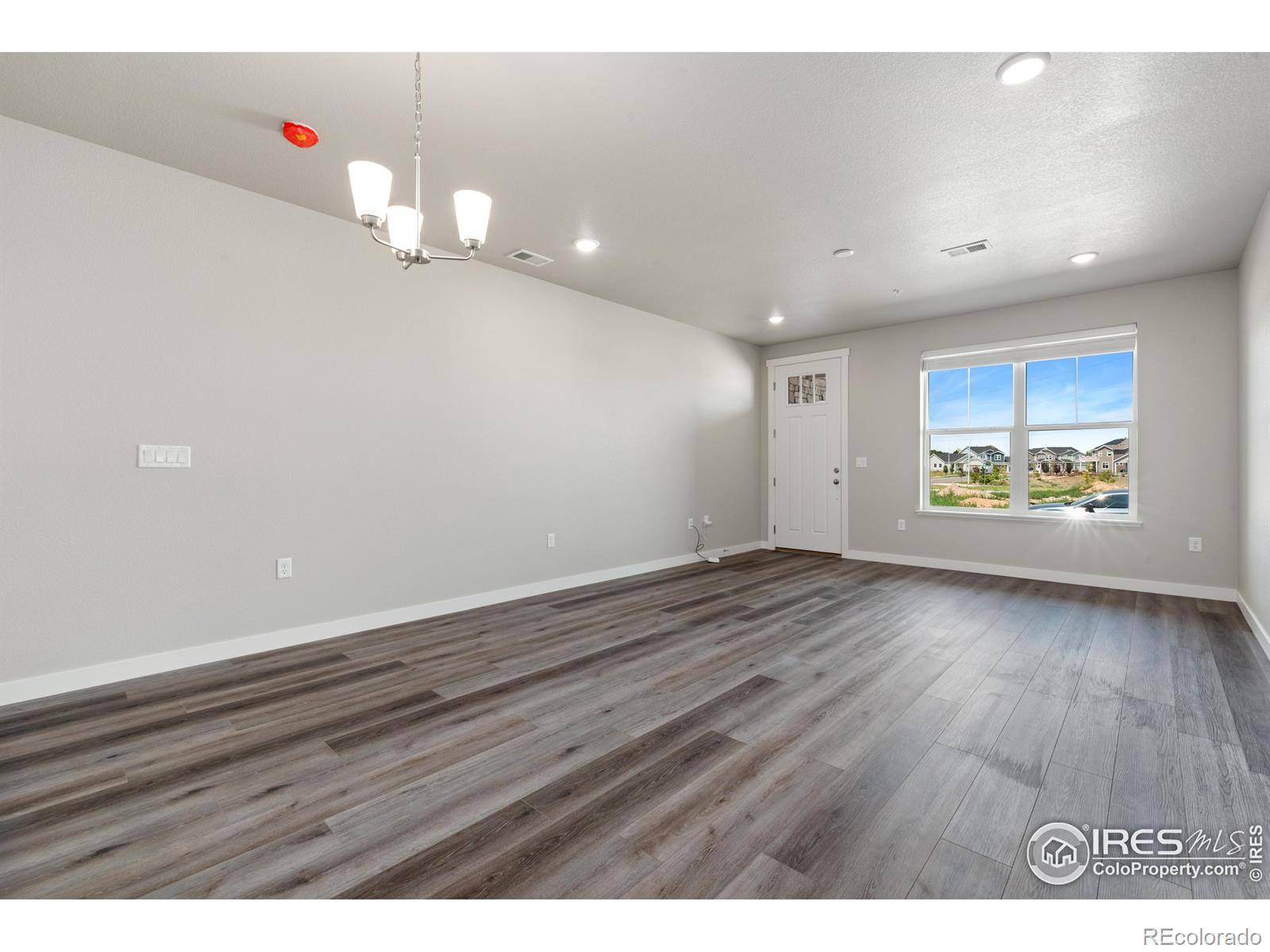 410 High Point DR #103, Longmont, CO 80504