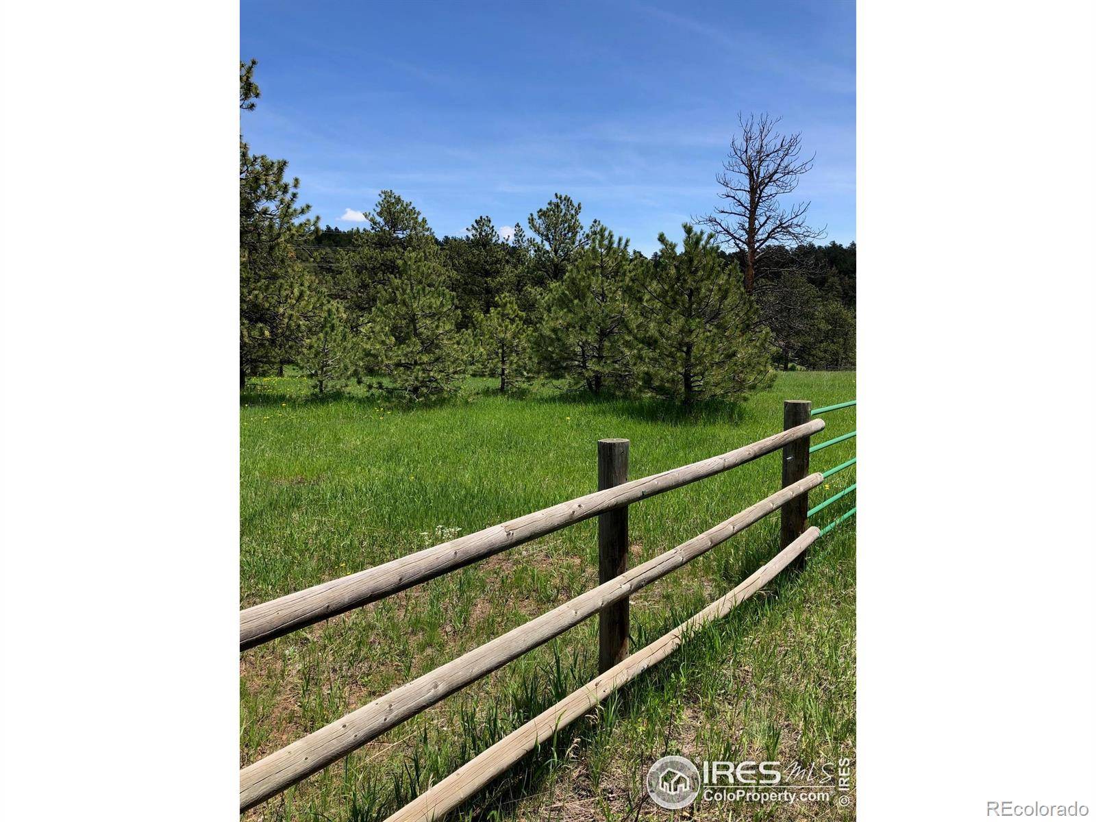 442 Quarter Circle LN, Evergreen, CO 80439