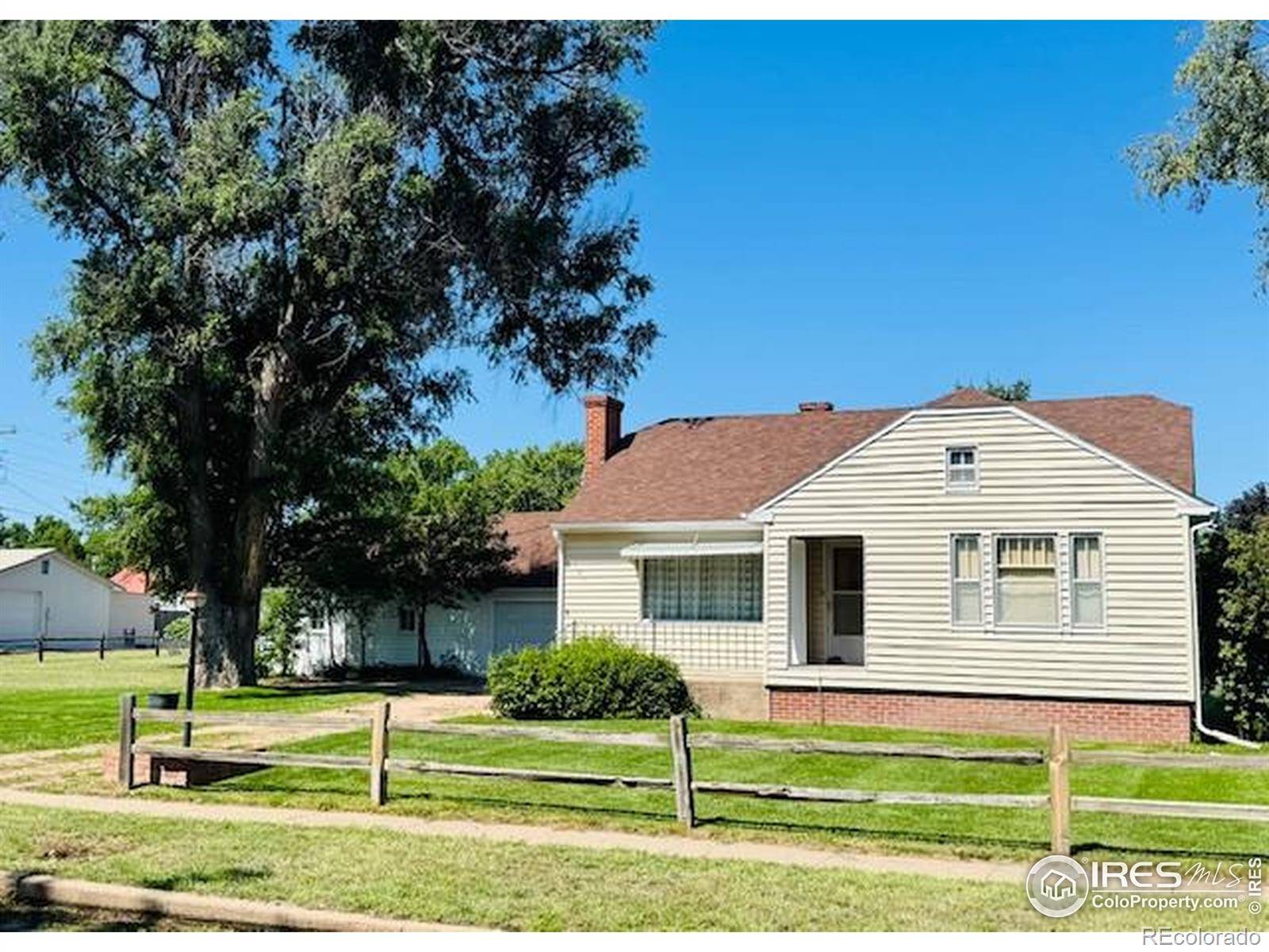141 N Walker AVE, Haxtun, CO 80731