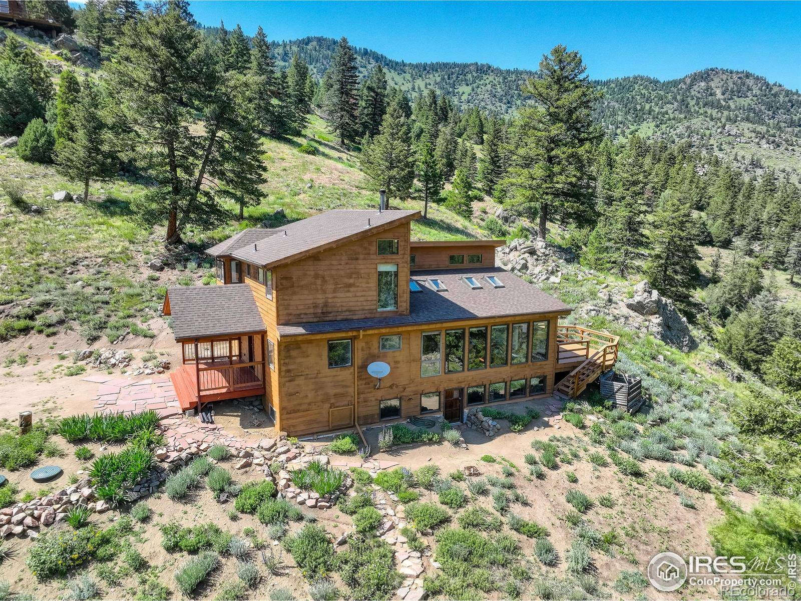 192 Nugget Hill RD, Jamestown, CO 80455