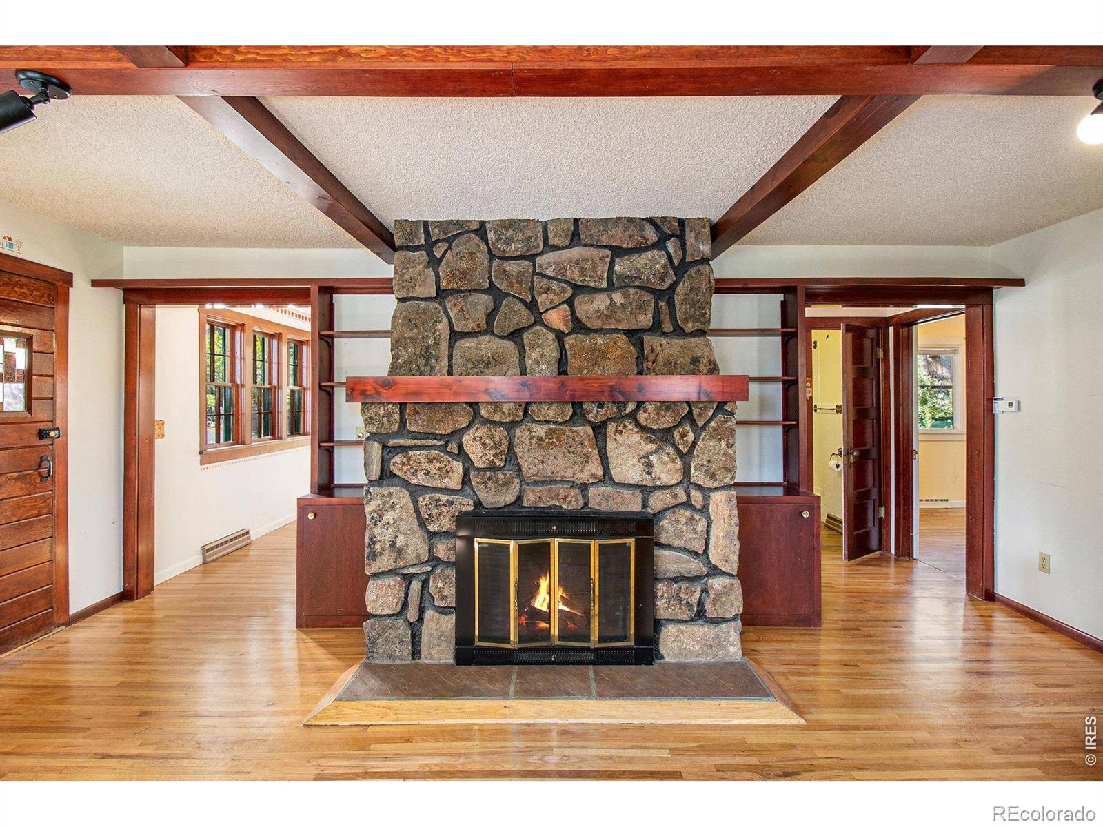 1141 Wallace LN, Estes Park, CO 80517