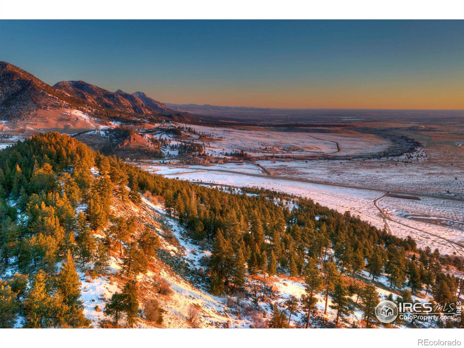 9352 Eastridge RD, Golden, CO 80403
