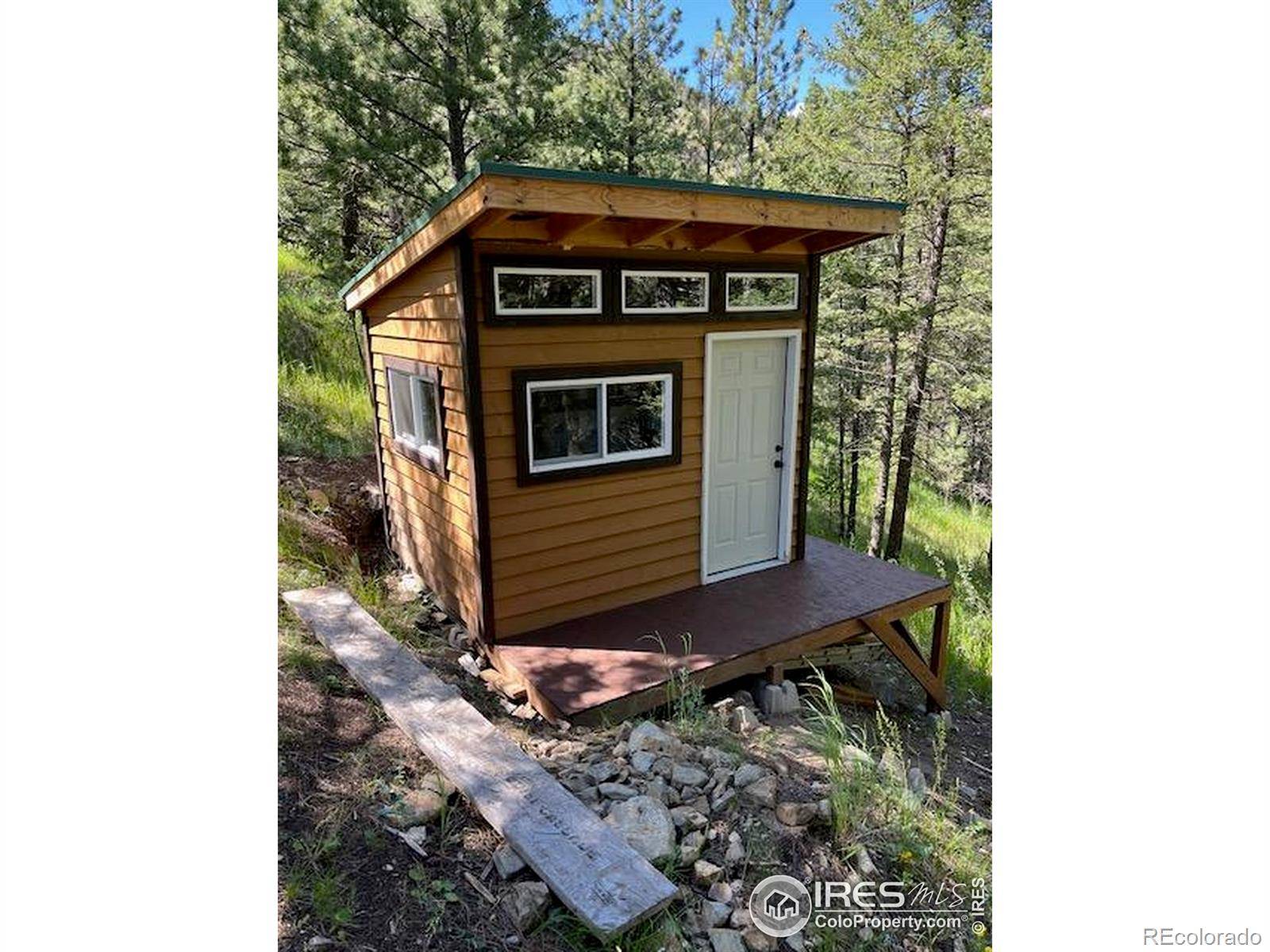 84 Copper Hill RD, Glen Haven, CO 80532