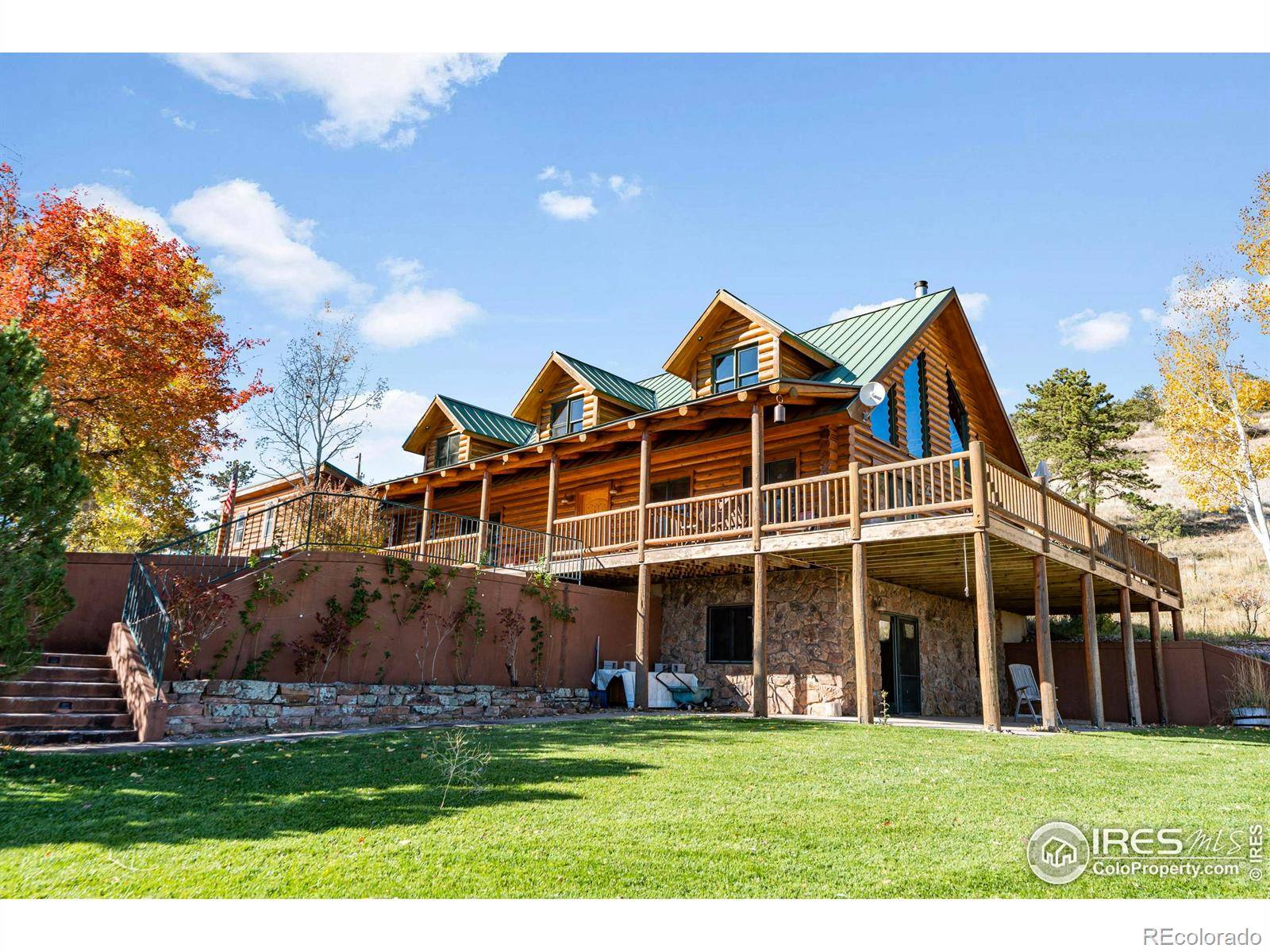196 Mule Deer DR, Loveland, CO 80537