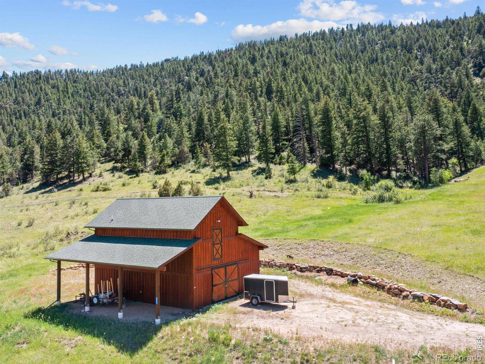 957 Dunraven Glade RD, Glen Haven, CO 80532