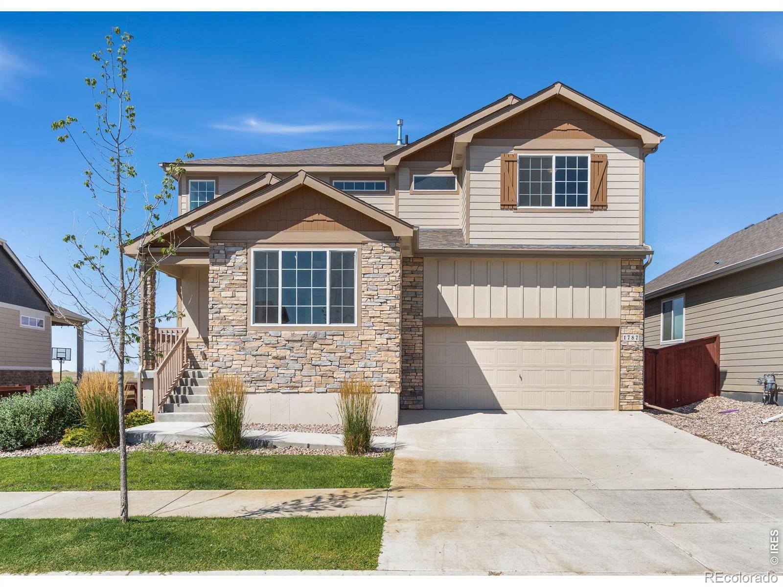 1787 Long Shadow DR, Windsor, CO 80550