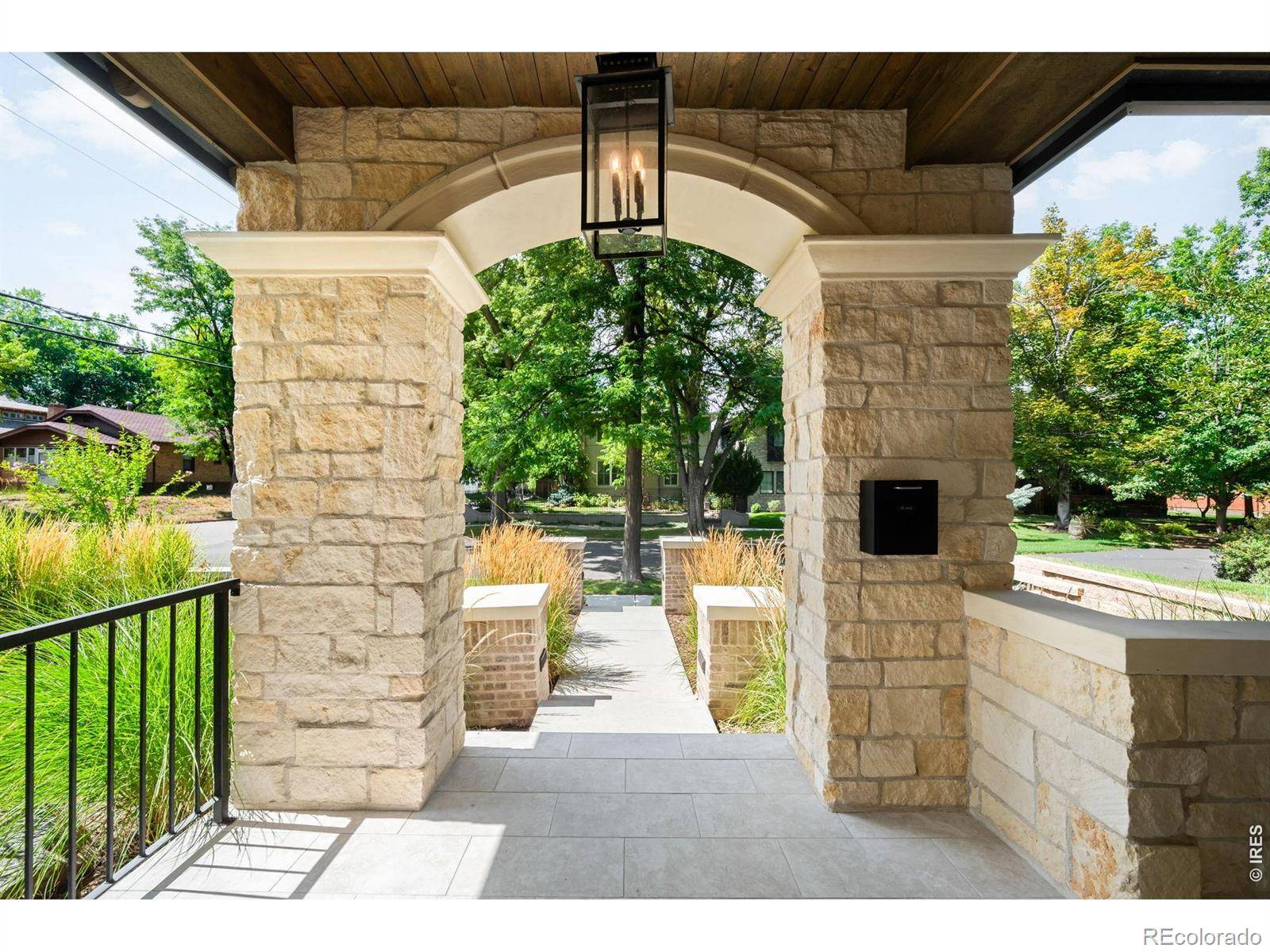 1296 S York ST, Denver, CO 80210